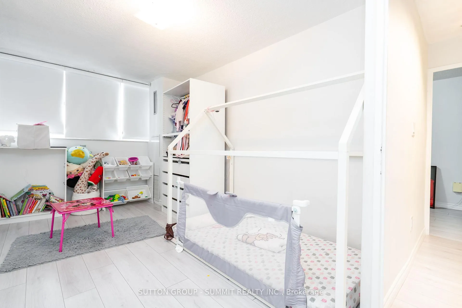 Photo 24 of Unit 1003, 11 Wincott Drive, Etobicoke, Kingsview Village-The Westway — HOMEH