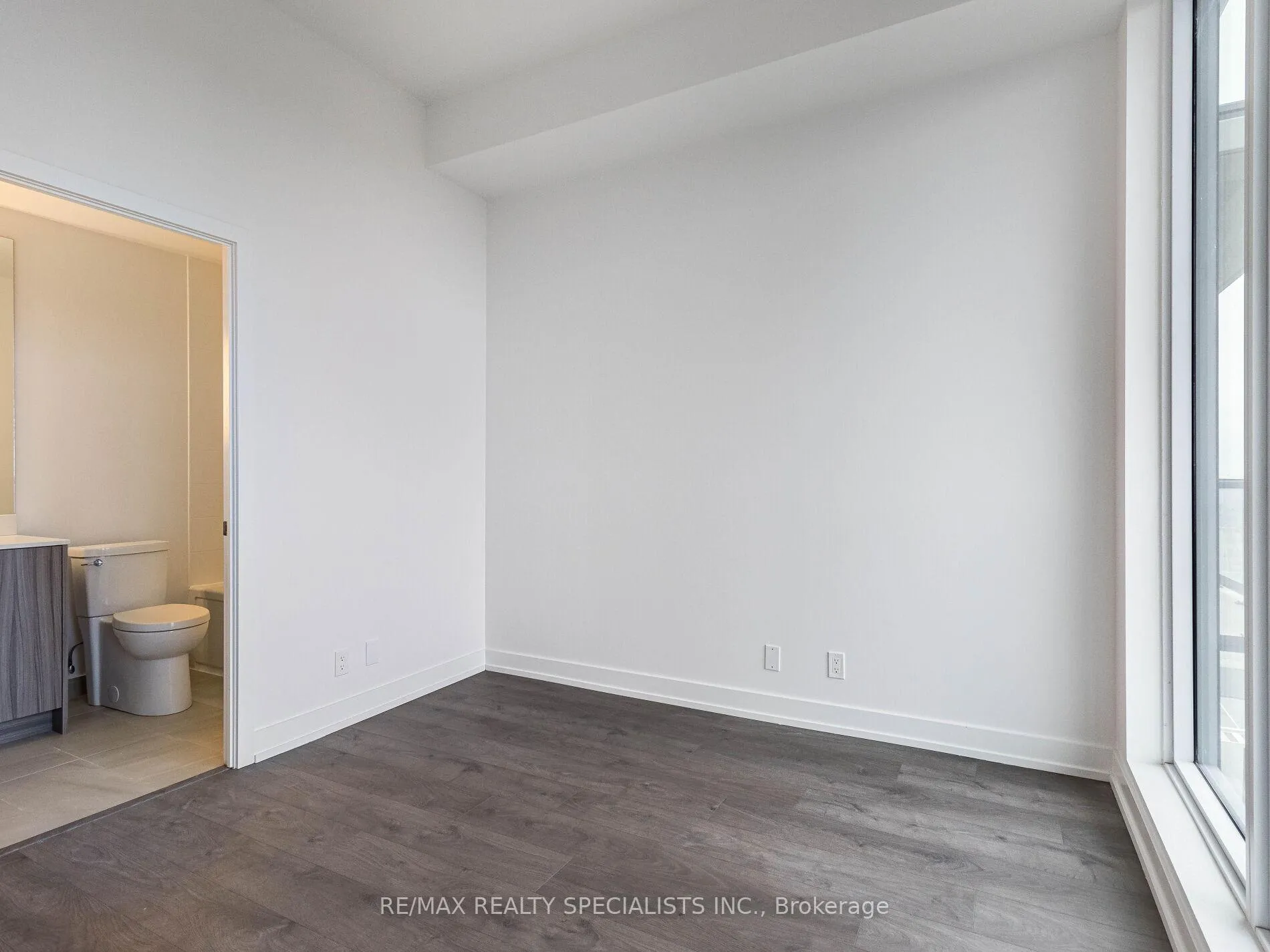 Photo 10 of Unit 810, 215 Veterans Drive, Brampton, Northwest Brampton — HOMEH