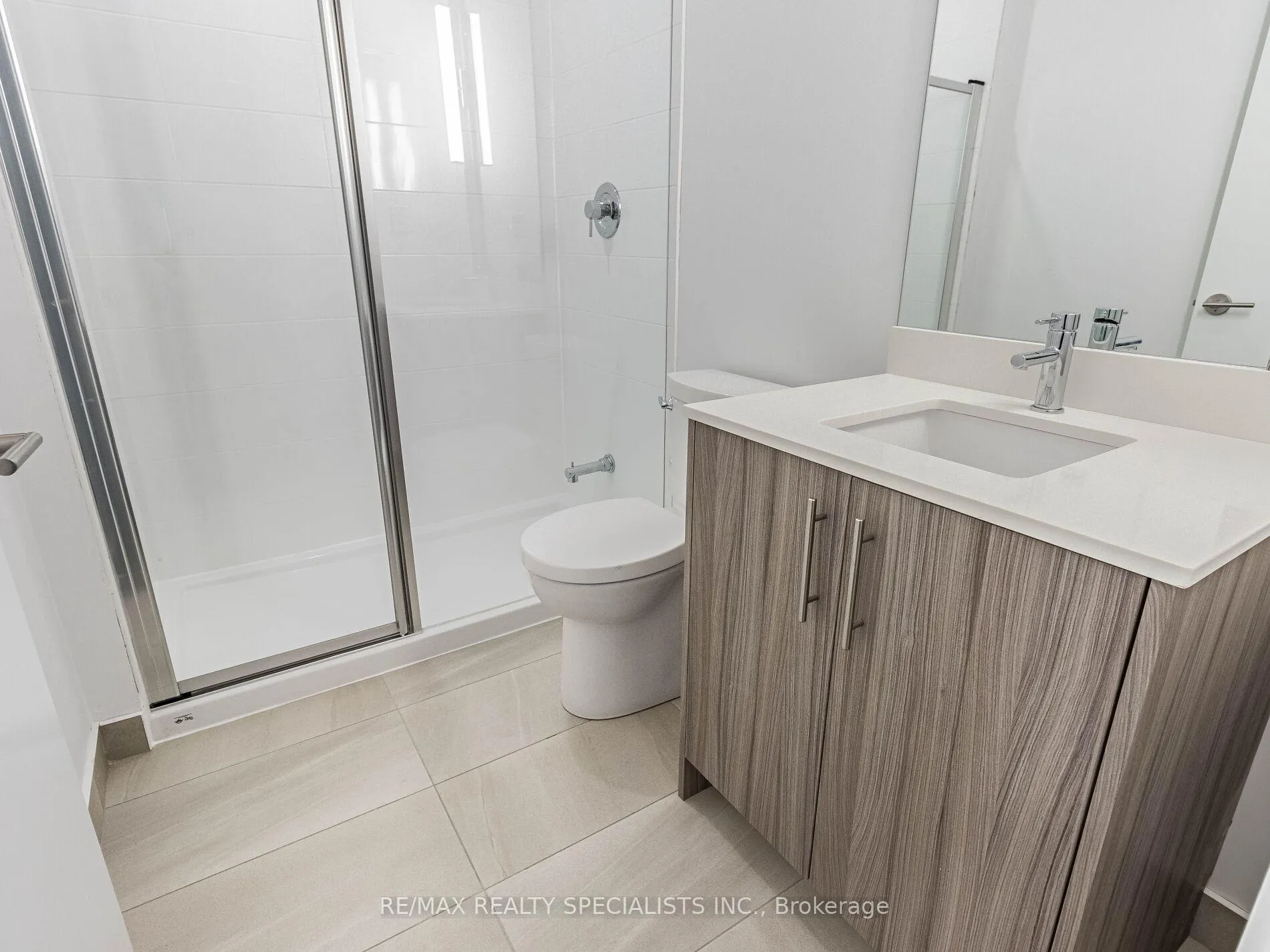 Photo 15 of Unit 810, 215 Veterans Drive, Brampton, Northwest Brampton — HOMEH
