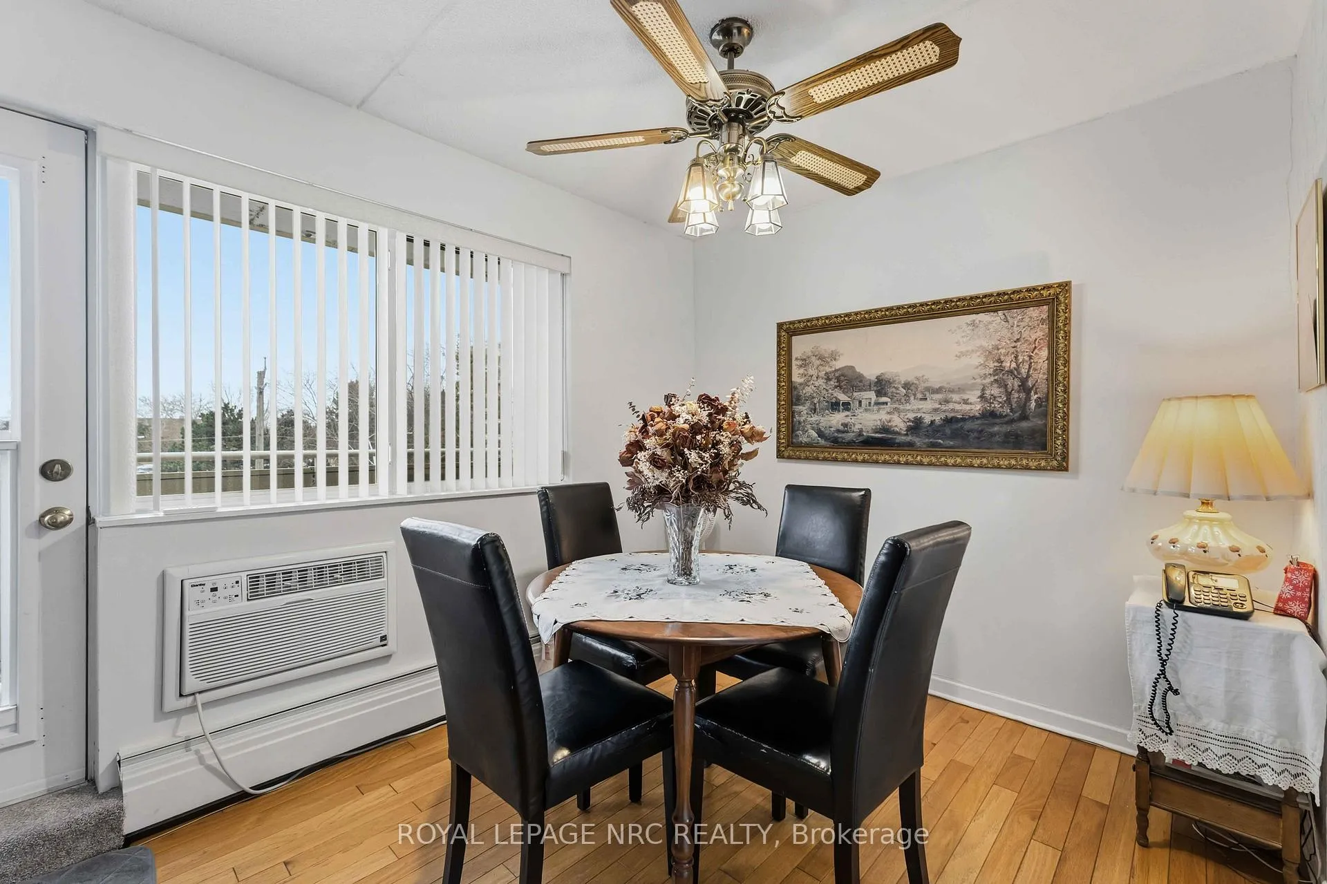 Photo 10 of Unit 418, 198 Scott Street, St. Catharines, Fairview — HOMEH