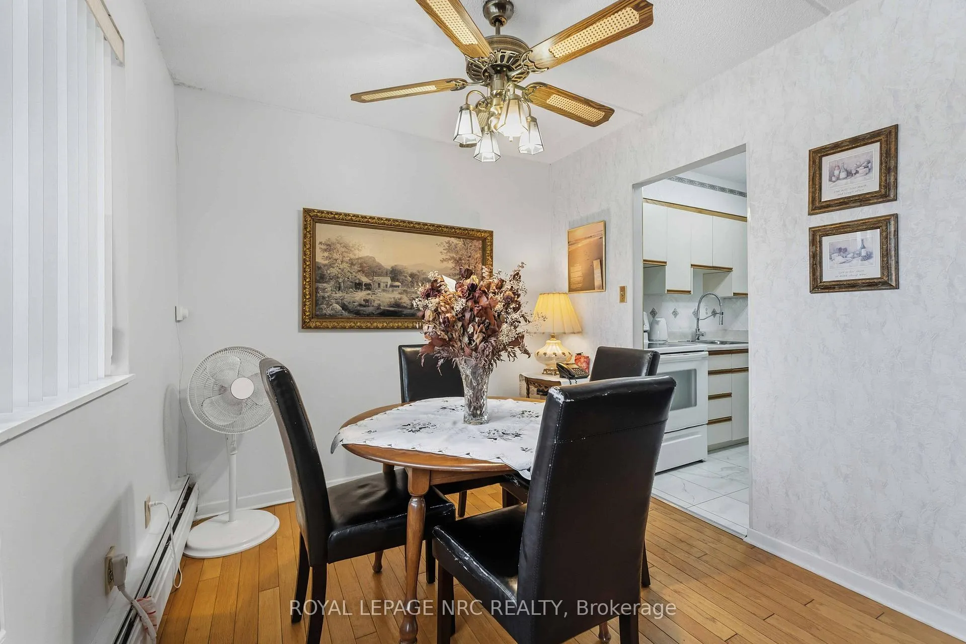 Photo 12 of Unit 418, 198 Scott Street, St. Catharines, Fairview — HOMEH
