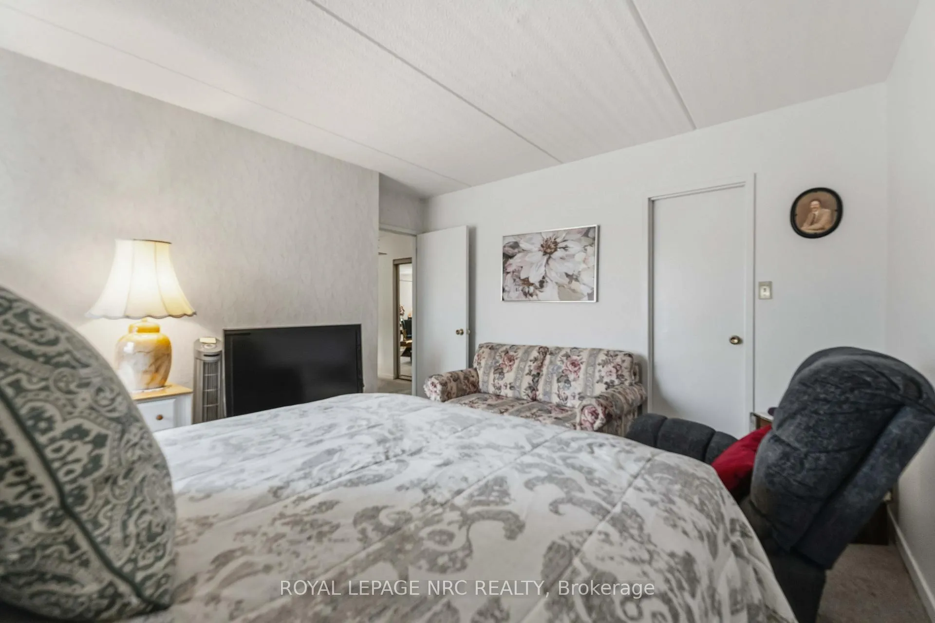 Photo 19 of Unit 418, 198 Scott Street, St. Catharines, Fairview — HOMEH