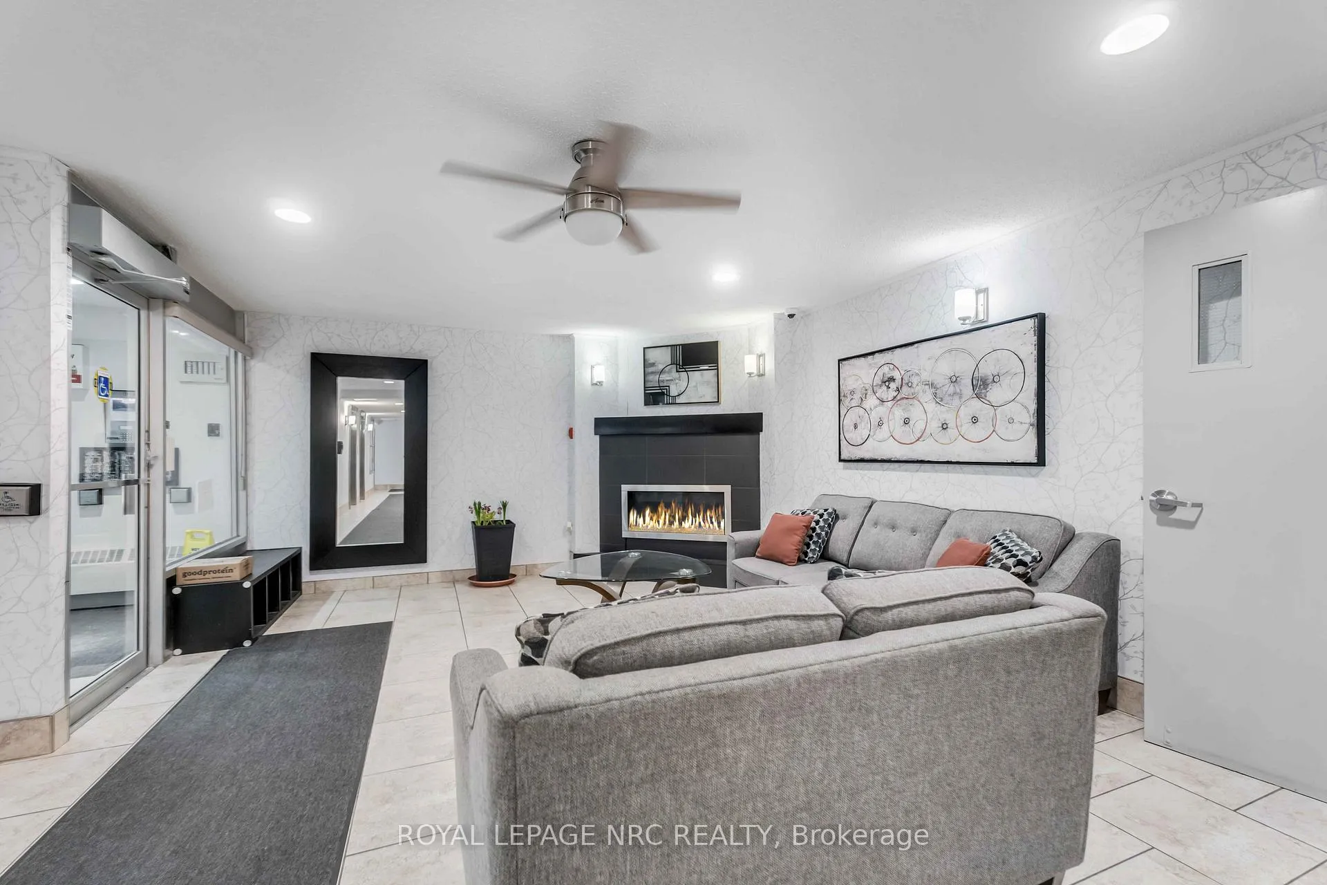 Photo 26 of Unit 418, 198 Scott Street, St. Catharines, Fairview — HOMEH