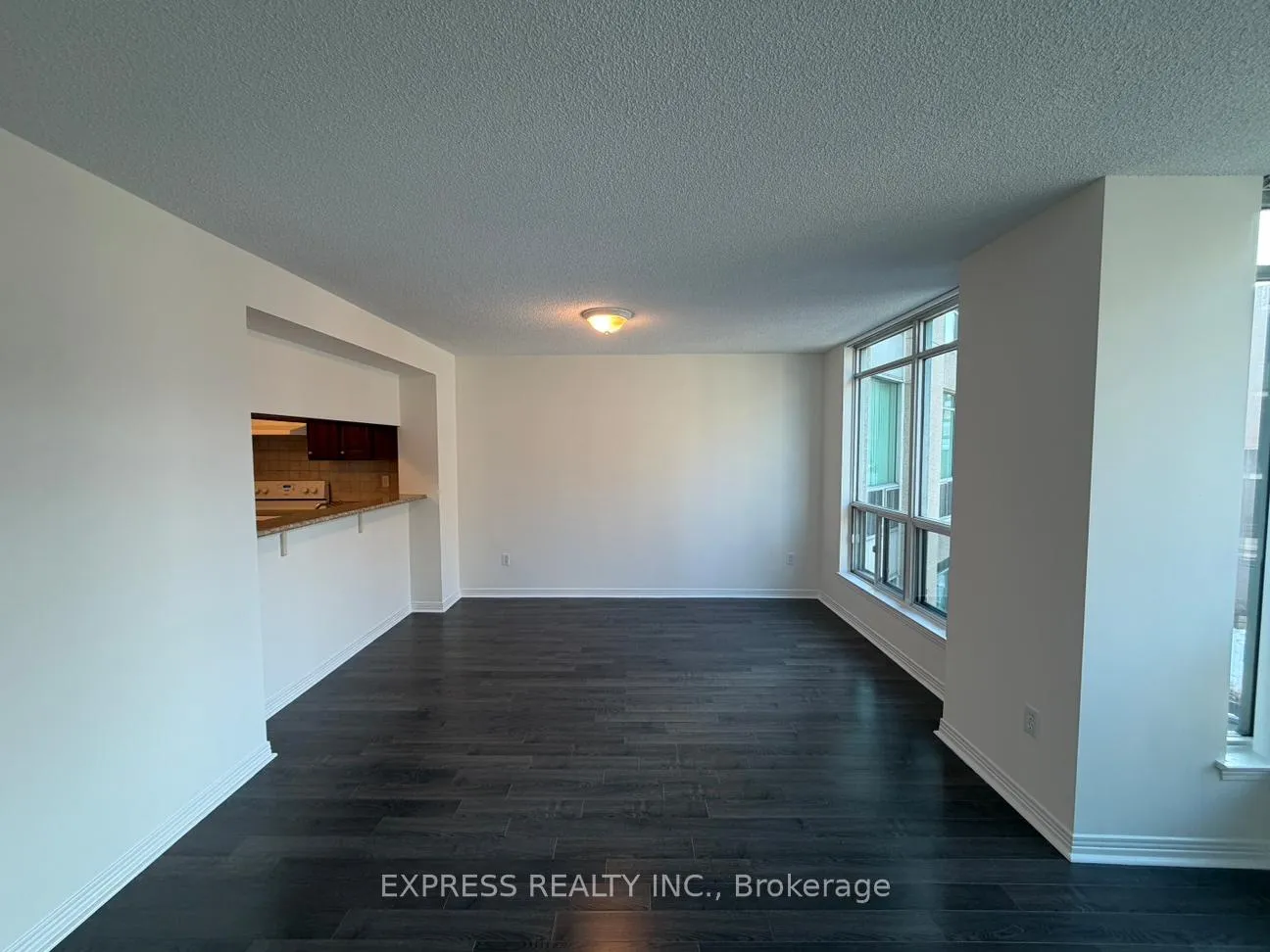 Photo 6 of Unit 412, 942 Yonge Street, Toronto, The Annex — HOMEH