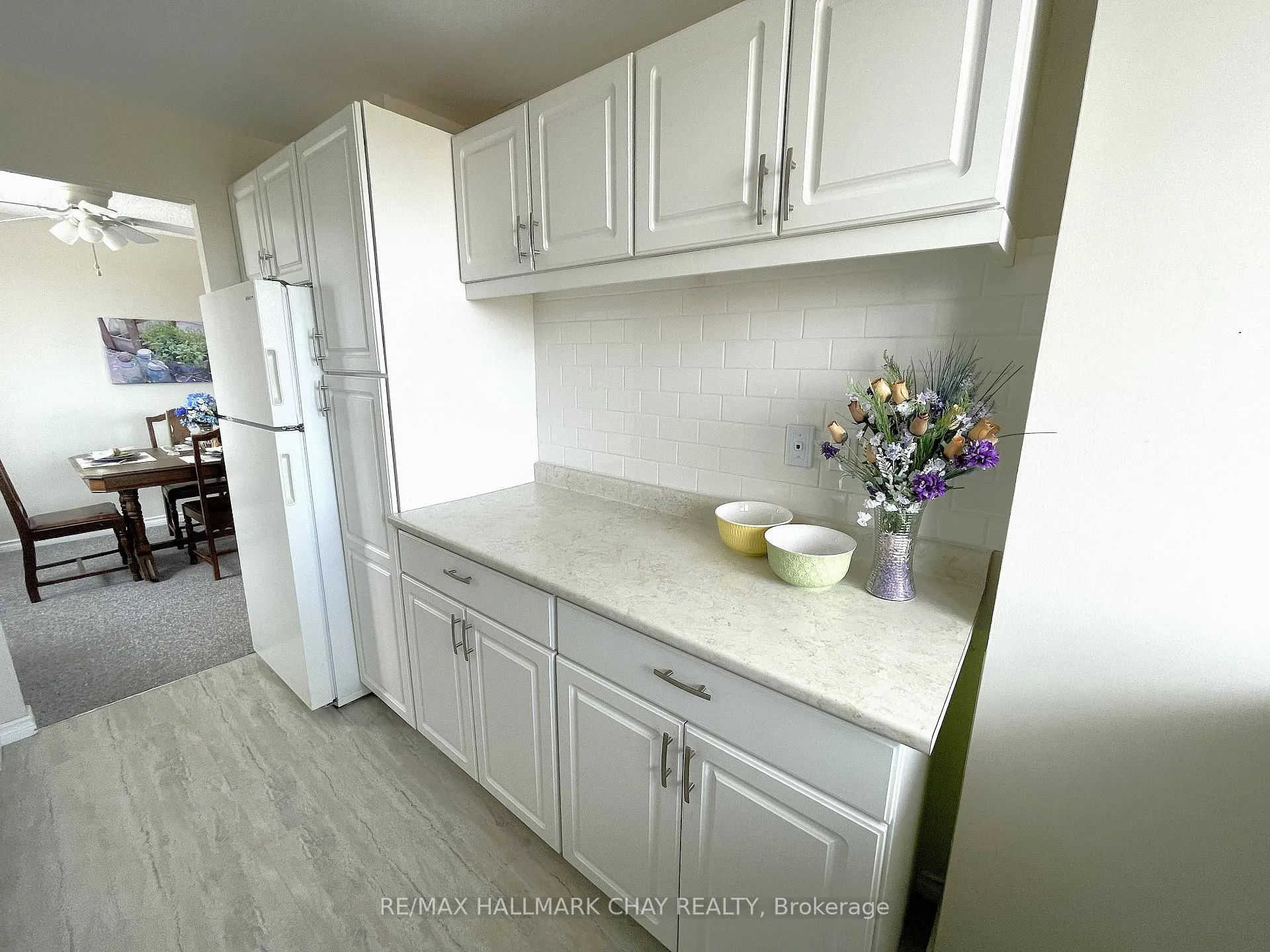 Photo 12 of Unit 702, 414 Blake Street, Barrie, Codrington — HOMEH