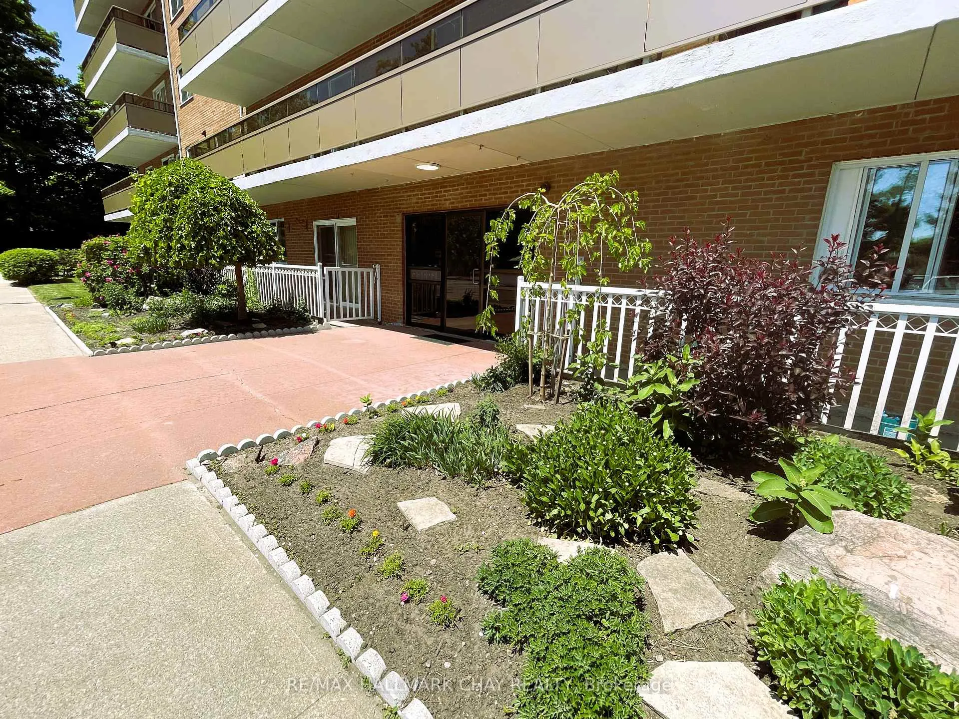 Photo 27 of Unit 702, 414 Blake Street, Barrie, Codrington — HOMEH