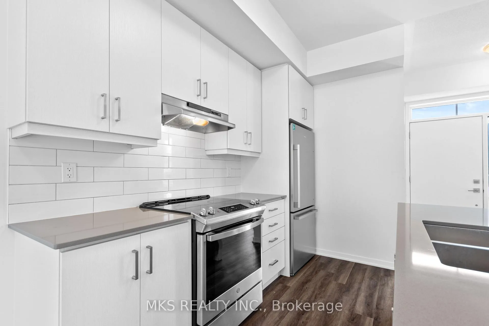 Photo 17 of 23 Mable Smith Way, Vaughan, Vaughan Corporate Centre — HOMEH