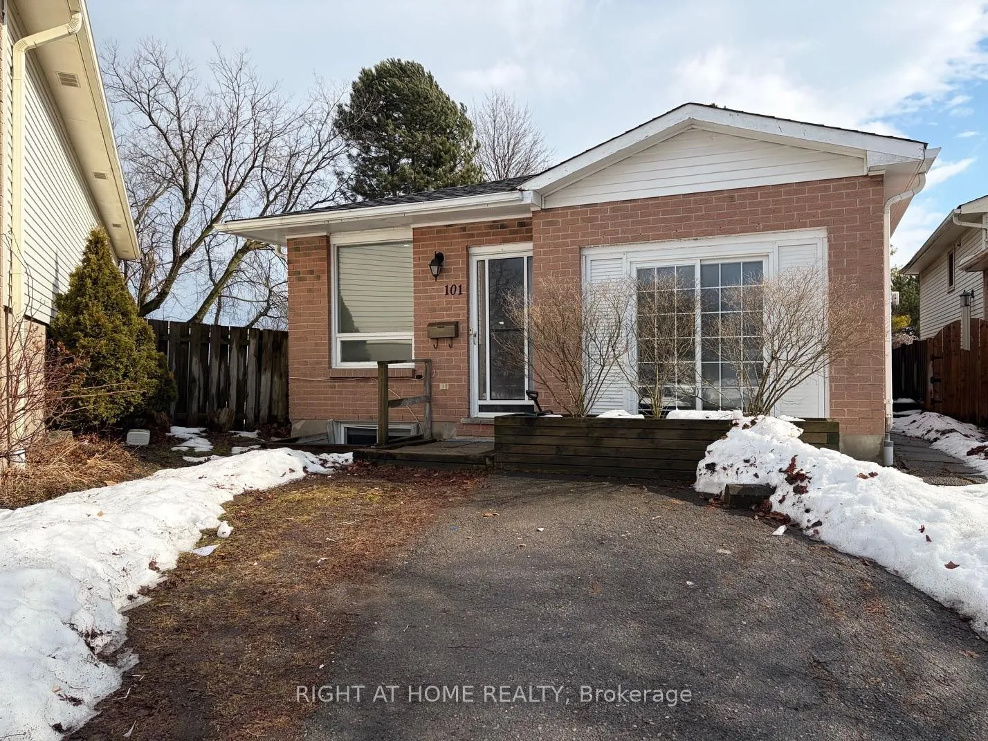 Photo 1 of 101 Romy Crescent, Thorold, Confederation Heights — HOMEH