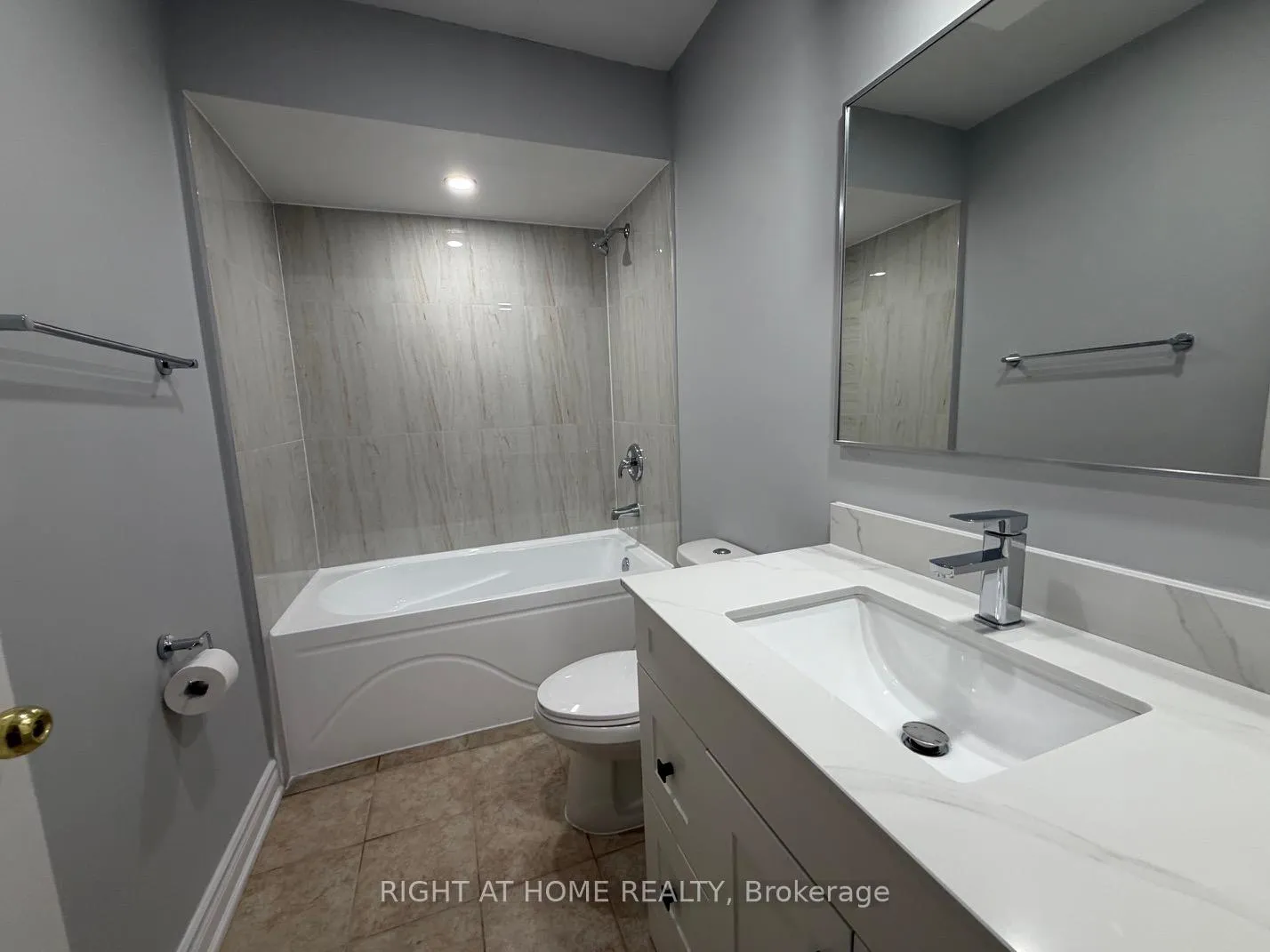 Photo 13 of 101 Romy Crescent, Thorold, Confederation Heights — HOMEH