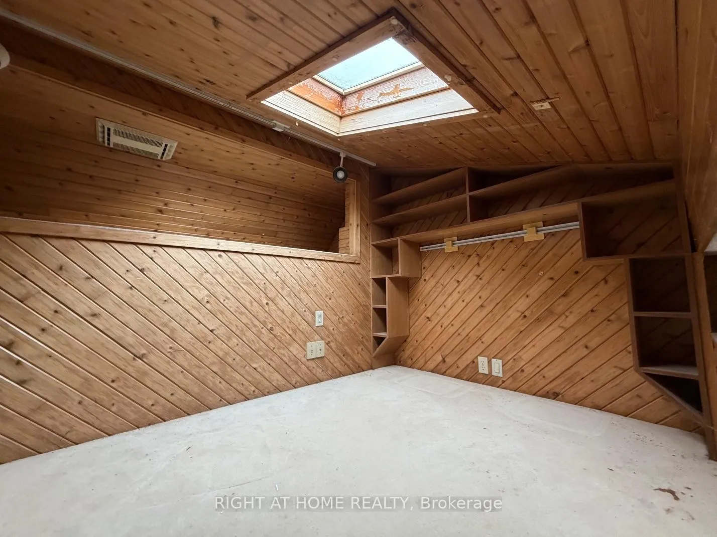 Photo 21 of 101 Romy Crescent, Thorold, Confederation Heights — HOMEH