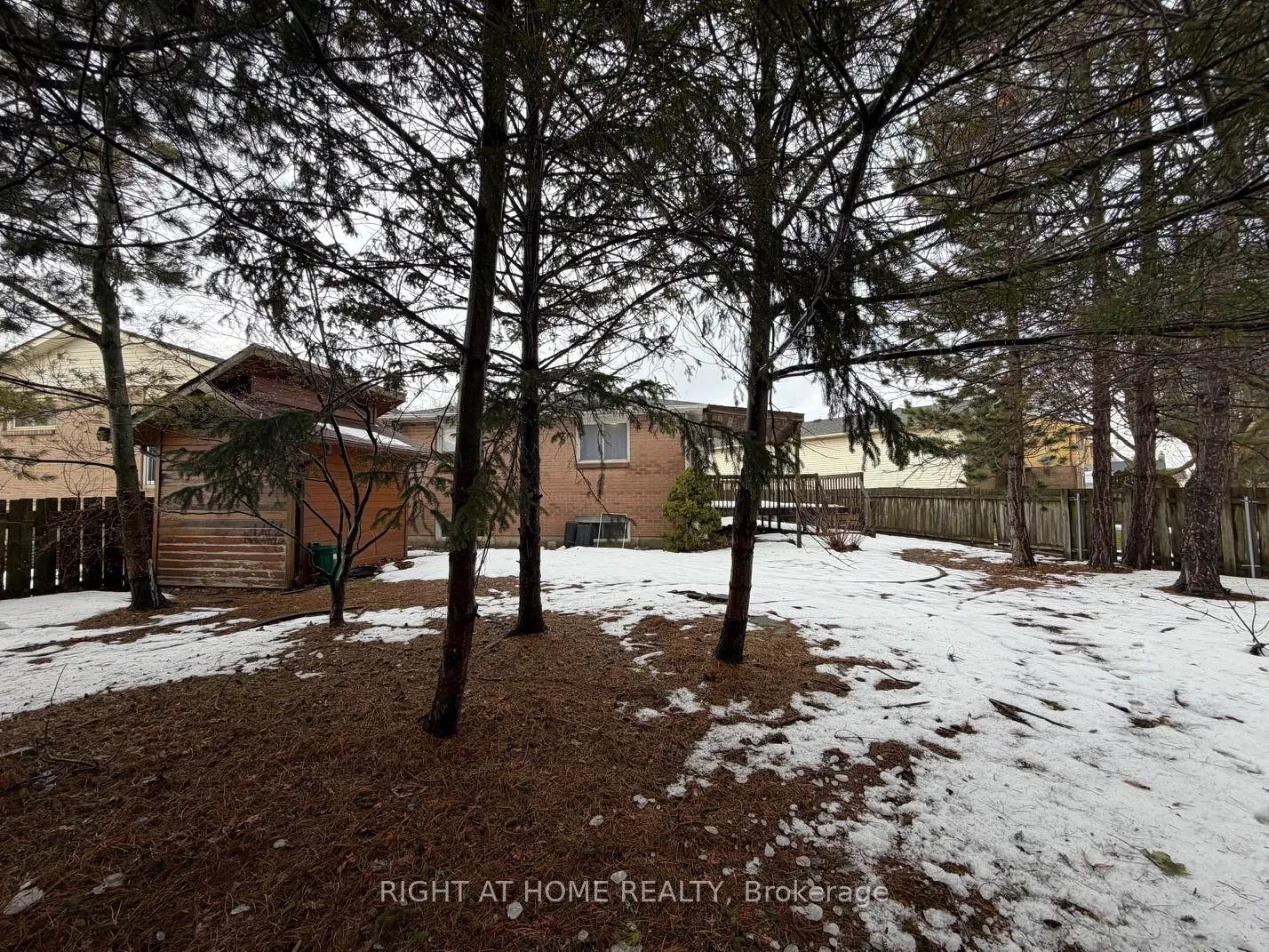 Photo 38 of 101 Romy Crescent, Thorold, Confederation Heights — HOMEH