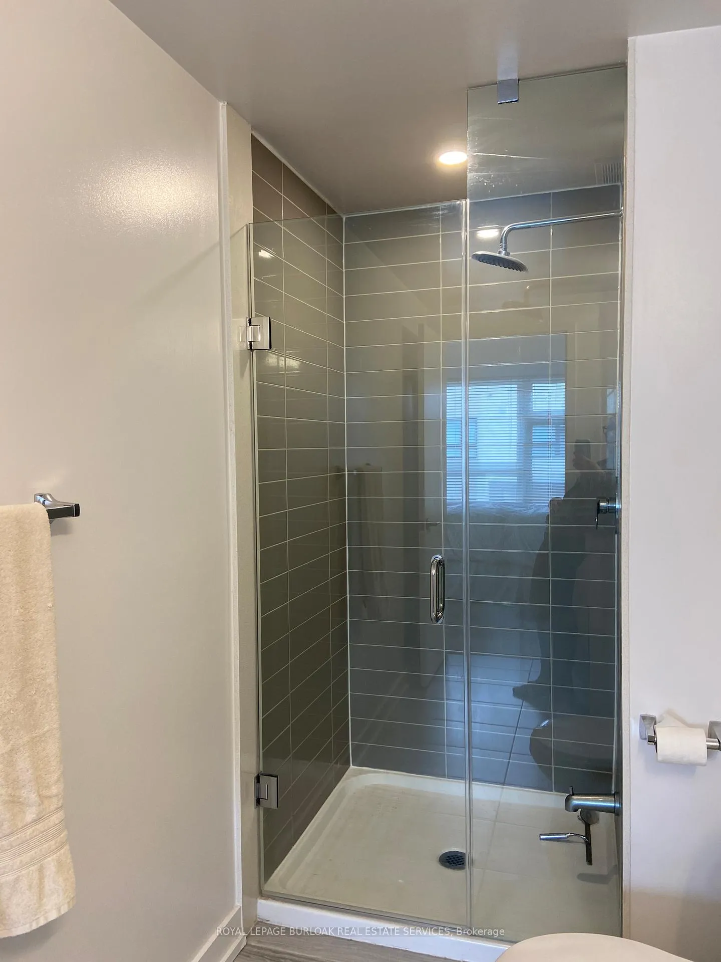Photo 15 of Unit 30, 1121 Cooke Boulevard, Burlington, LaSalle — HOMEH