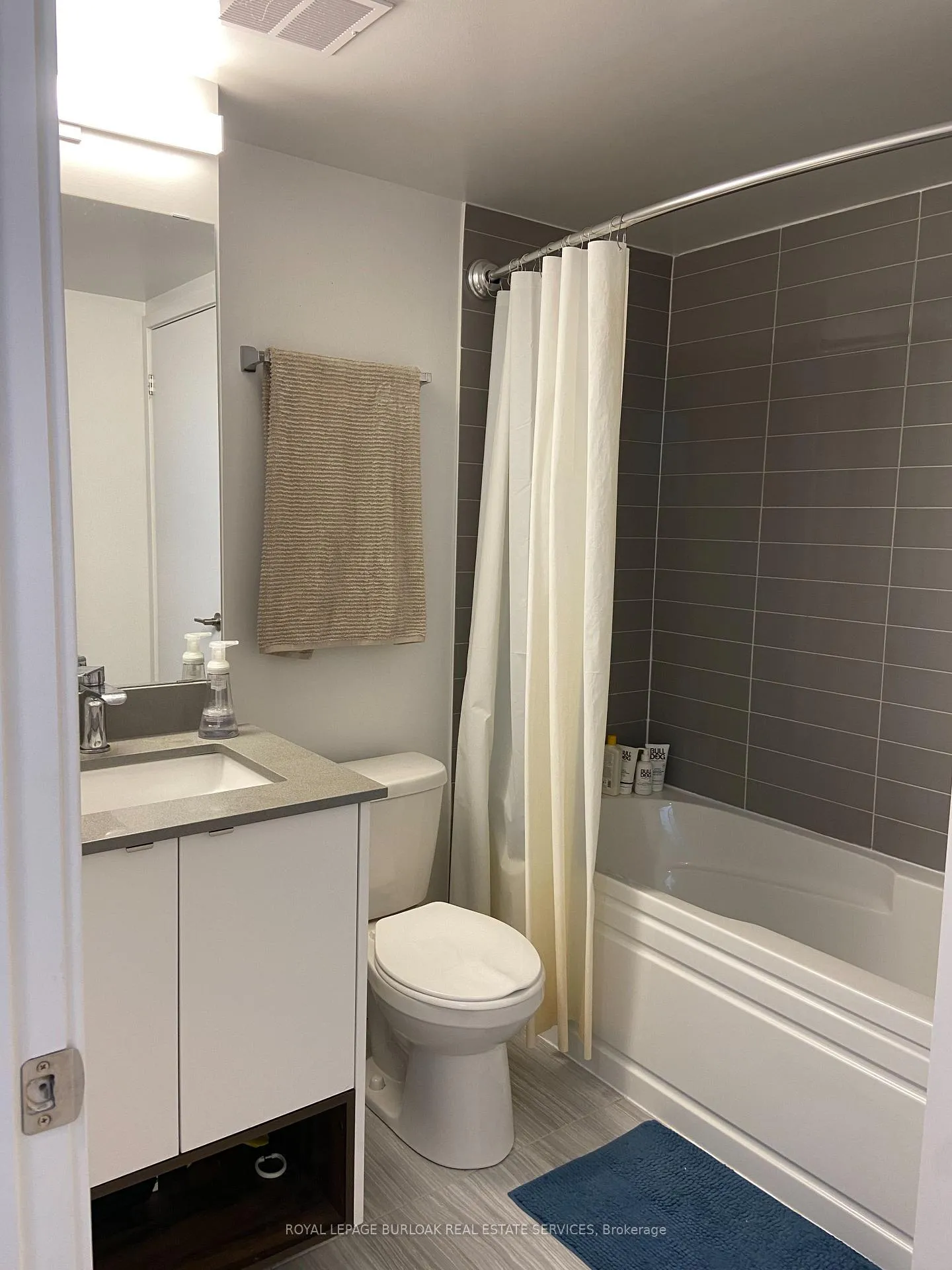 Photo 16 of Unit 30, 1121 Cooke Boulevard, Burlington, LaSalle — HOMEH