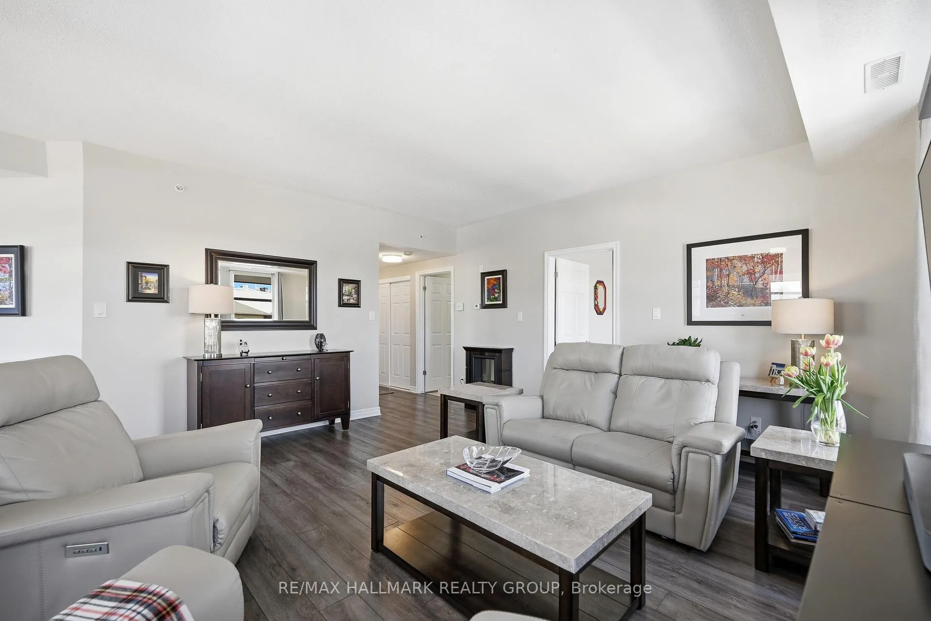 Photo 8 of Unit 404, 215 Titanium Private, Ottawa, Convent Glen North — HOMEH