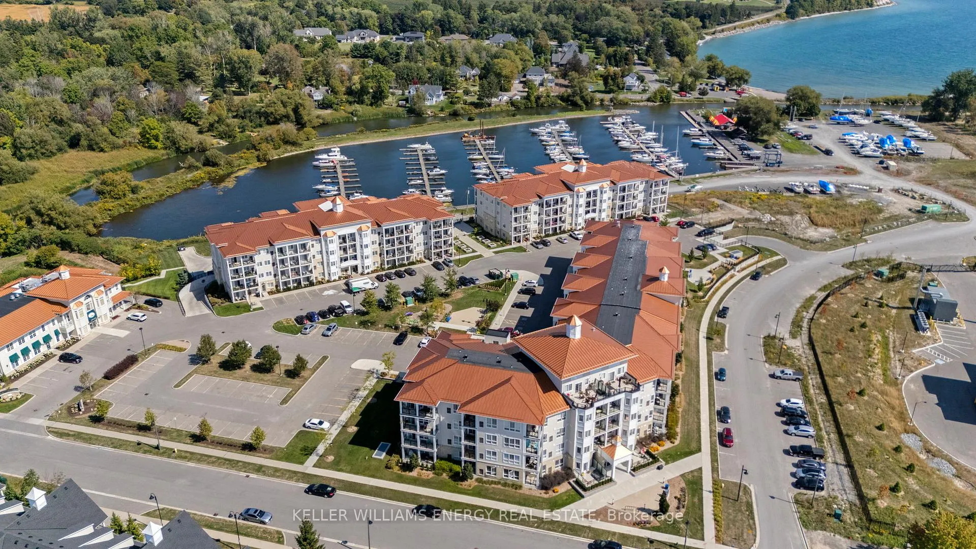 Photo 3 of Unit 106, 50 Lakebreeze Drive, Clarington, Newcastle — HOMEH