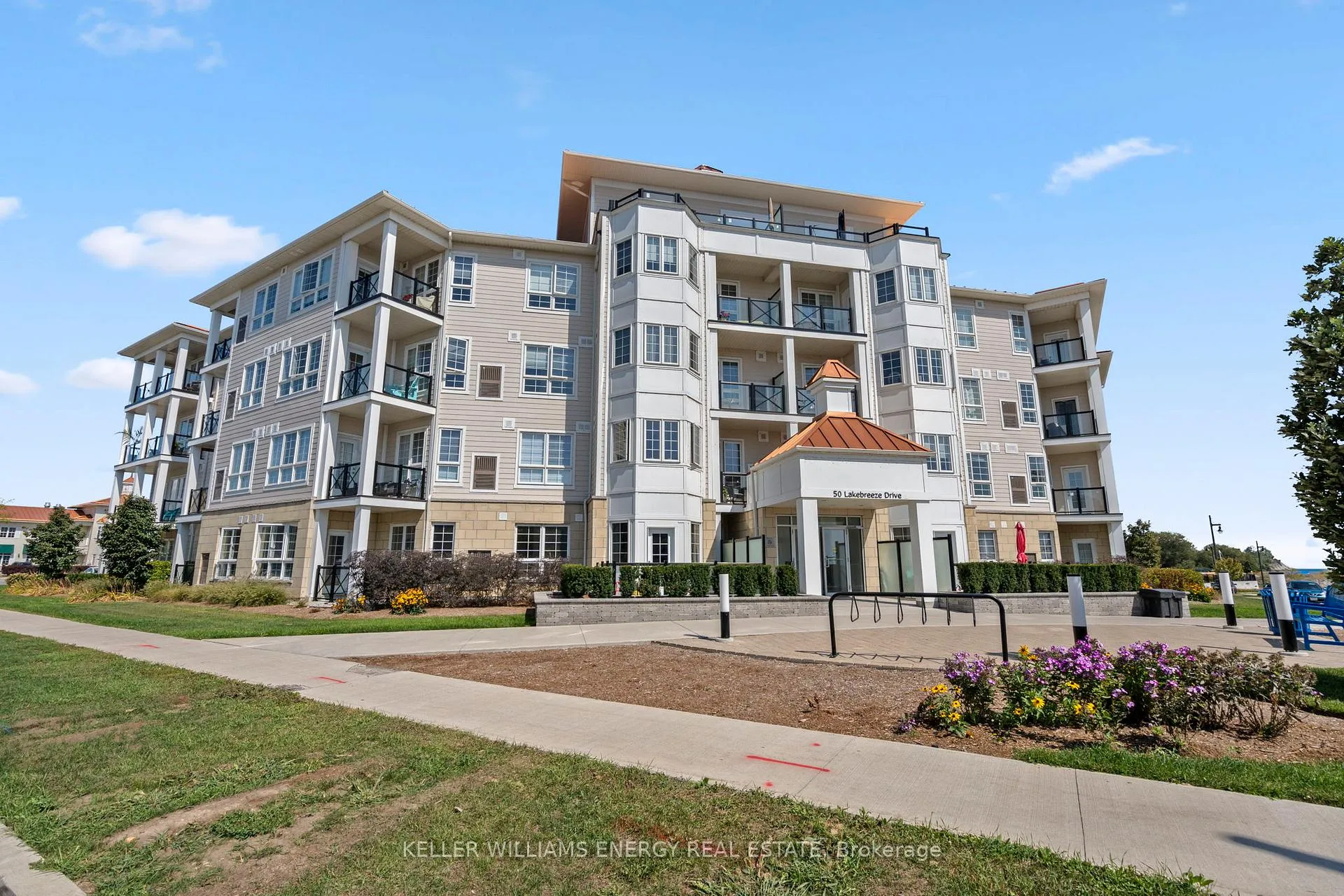 Photo 5 of Unit 106, 50 Lakebreeze Drive, Clarington, Newcastle — HOMEH