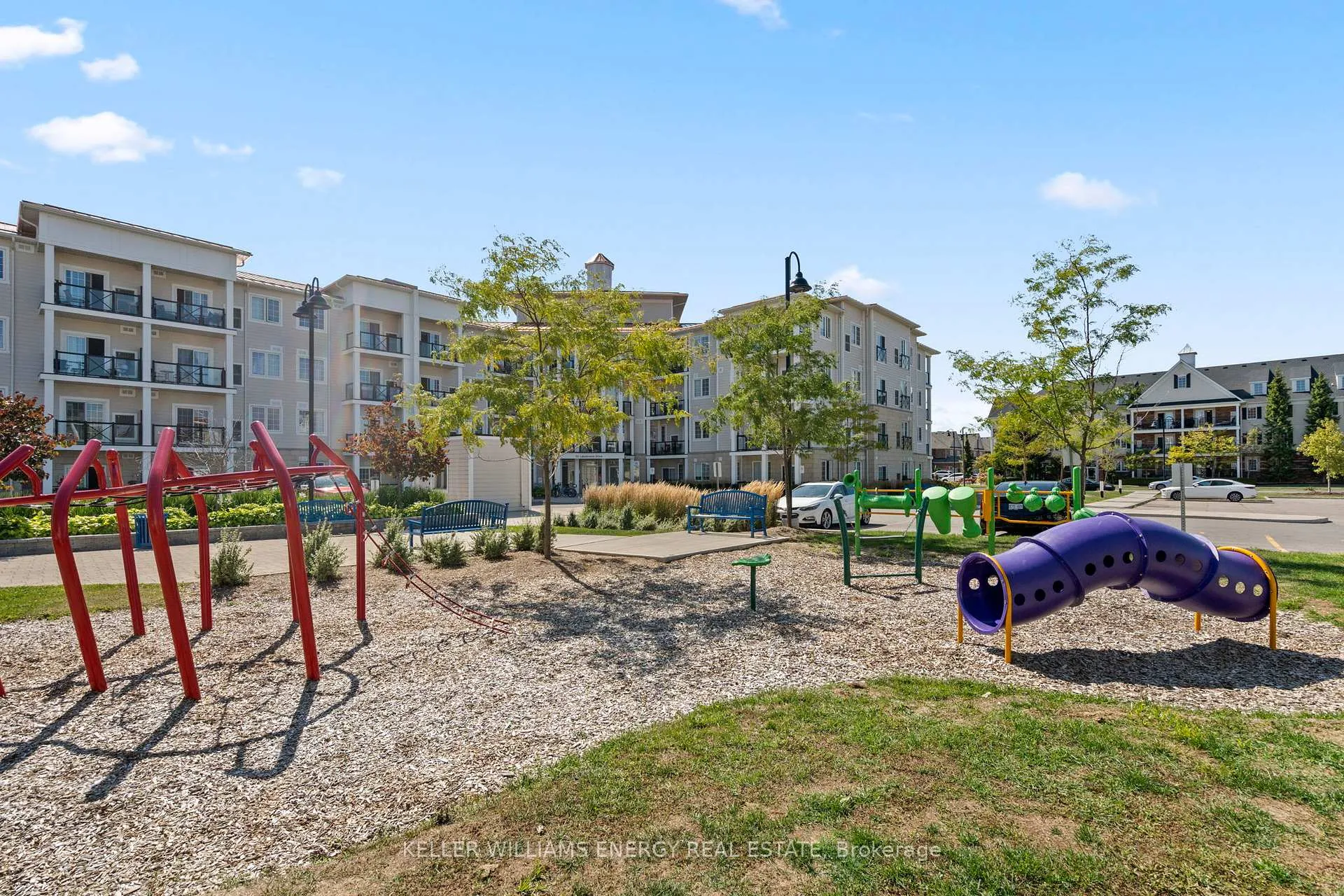 Photo 7 of Unit 106, 50 Lakebreeze Drive, Clarington, Newcastle — HOMEH