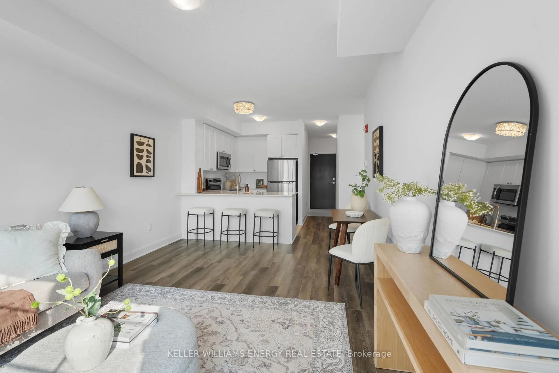 Photo 15 of Unit 106, 50 Lakebreeze Drive, Clarington, Newcastle — HOMEH