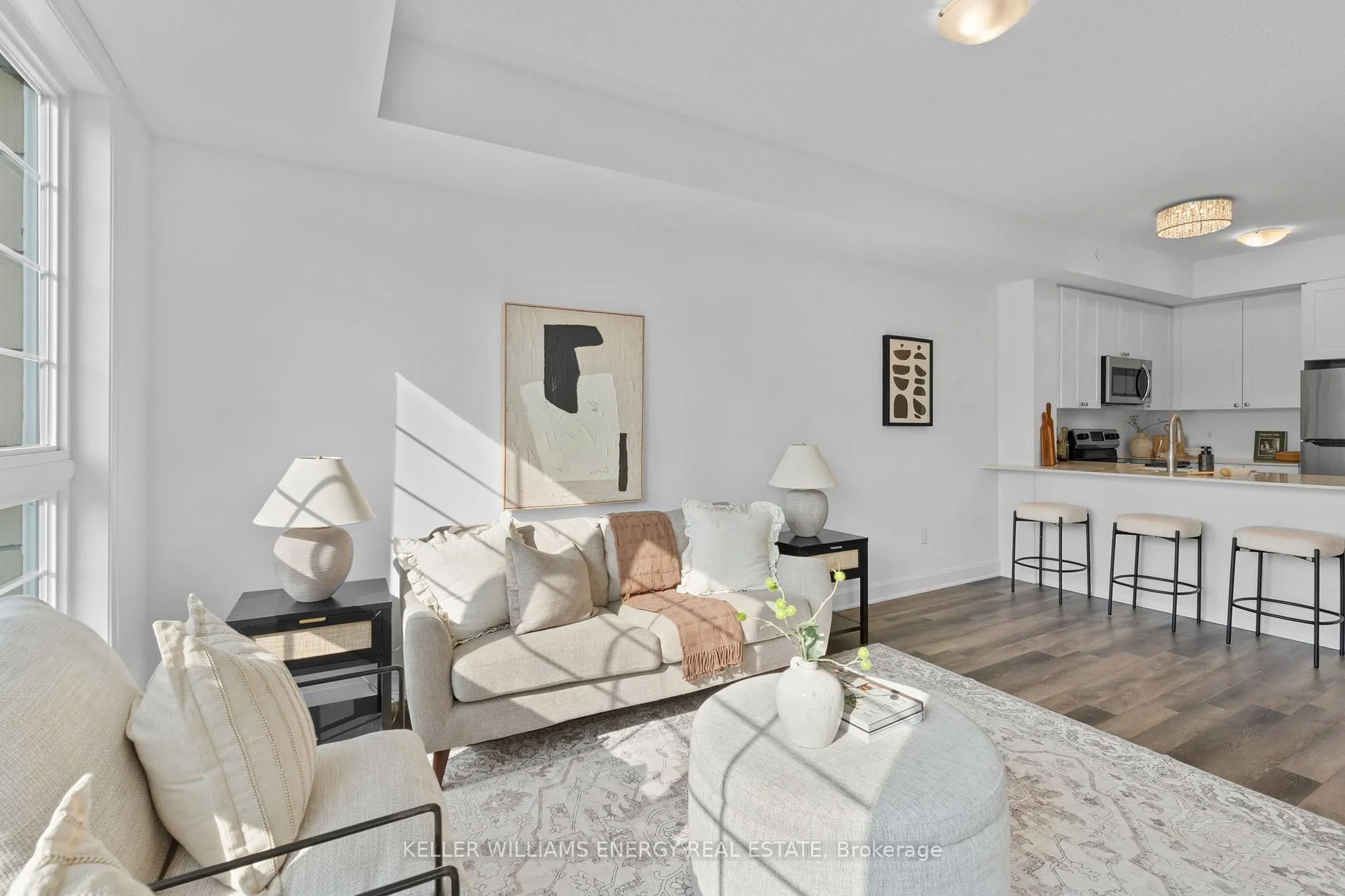 Photo 16 of Unit 106, 50 Lakebreeze Drive, Clarington, Newcastle — HOMEH