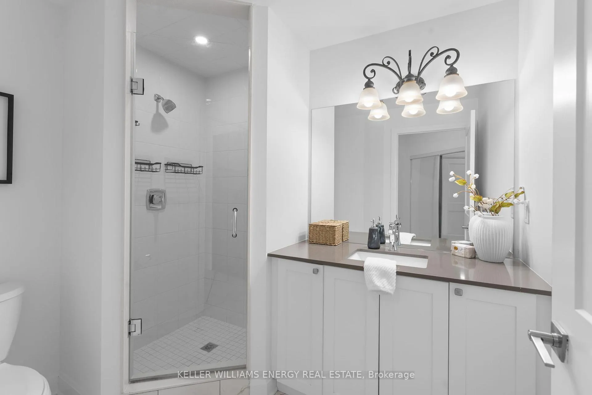 Photo 22 of Unit 106, 50 Lakebreeze Drive, Clarington, Newcastle — HOMEH