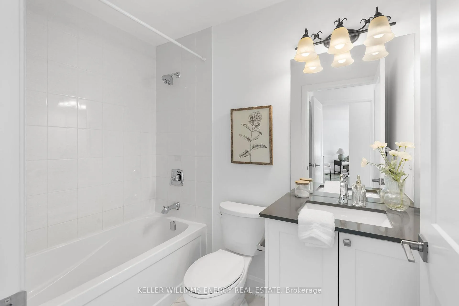 Photo 25 of Unit 106, 50 Lakebreeze Drive, Clarington, Newcastle — HOMEH