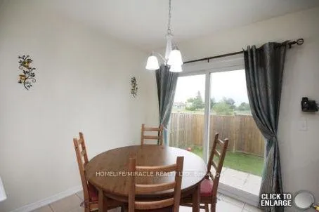 Photo 5 of 16 Unionville Crescent, Brampton, Bram East — HOMEH