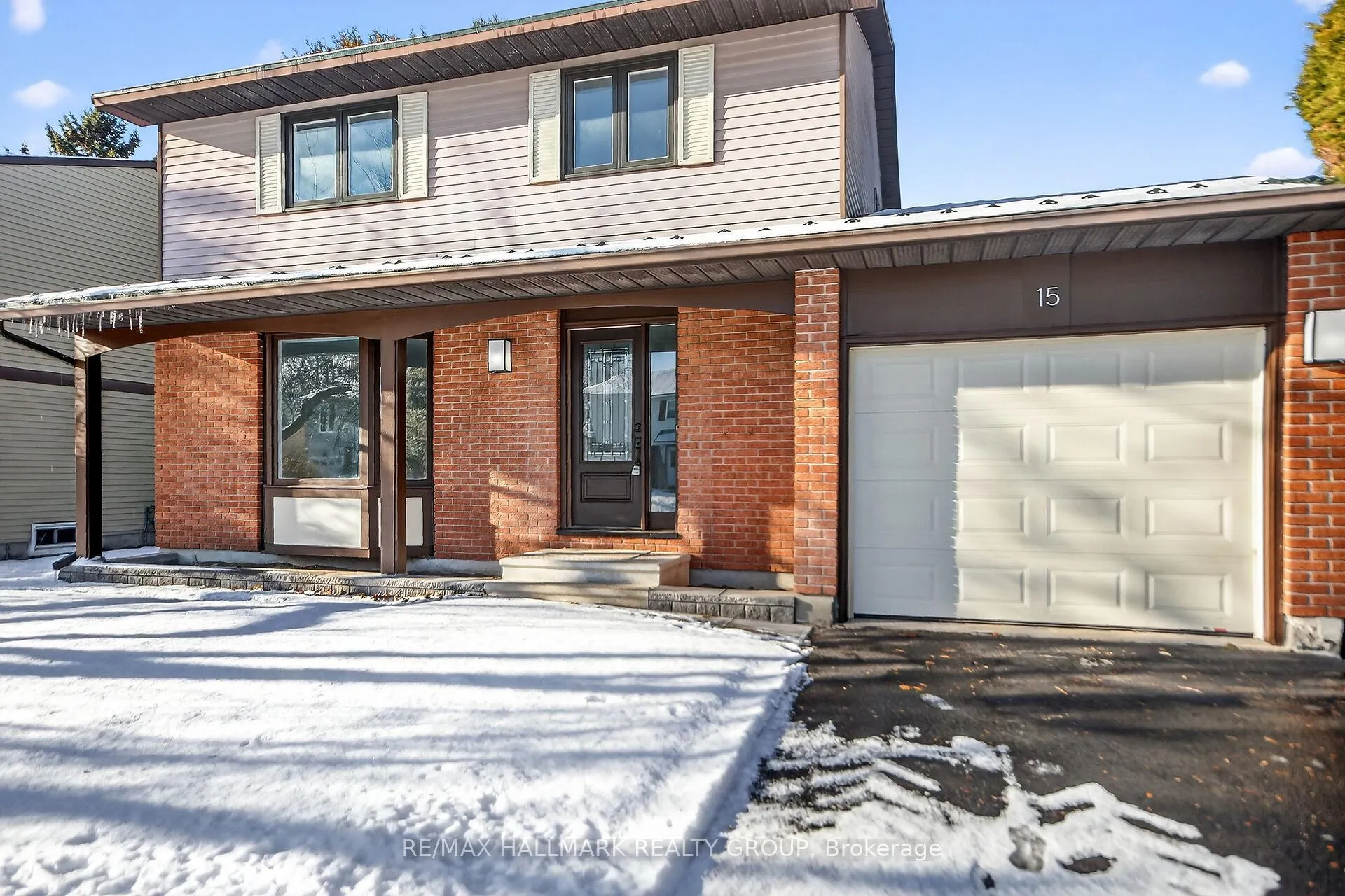 Photo 2 of 15 Scharf Lane, Ottawa, Kanata - Glencairn/Hazeldean — HOMEH