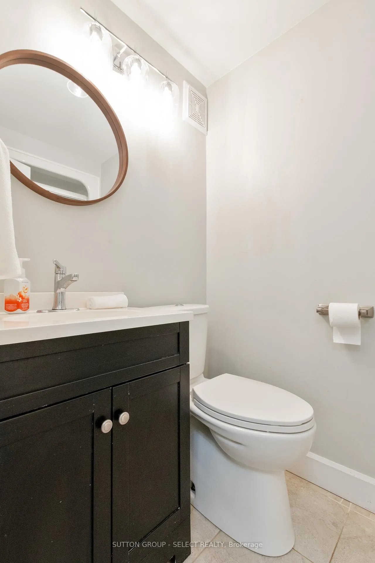 Photo 8 of 486 Cypress Avenue, London, North P — HOMEH
