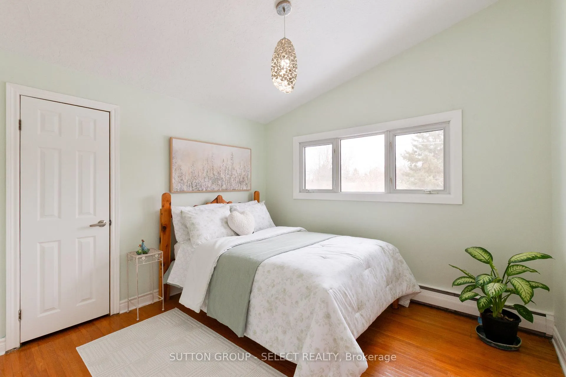 Photo 23 of 486 Cypress Avenue, London, North P — HOMEH