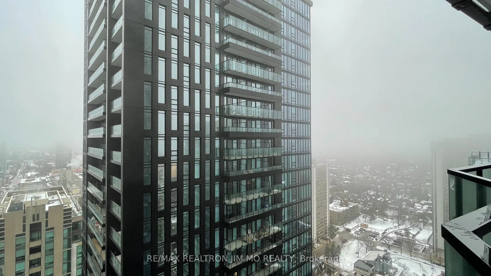 Photo 12 of Unit 2702S, 110 Broadway Avenue, Toronto, Mount Pleasant West — HOMEH