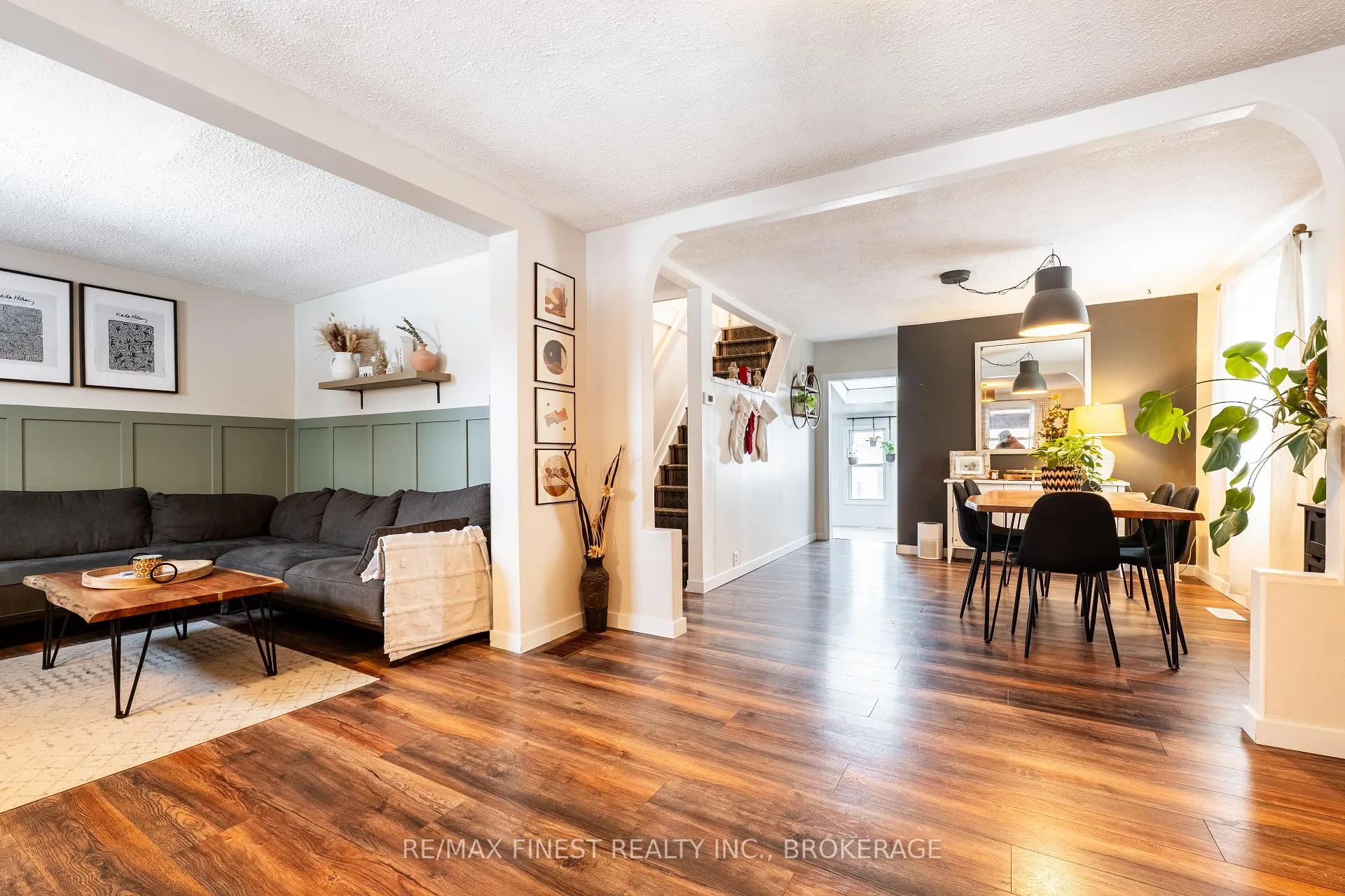 Photo 11 of 757 Victoria Street, Kingston, East of Sir John A. Blvd — HOMEH
