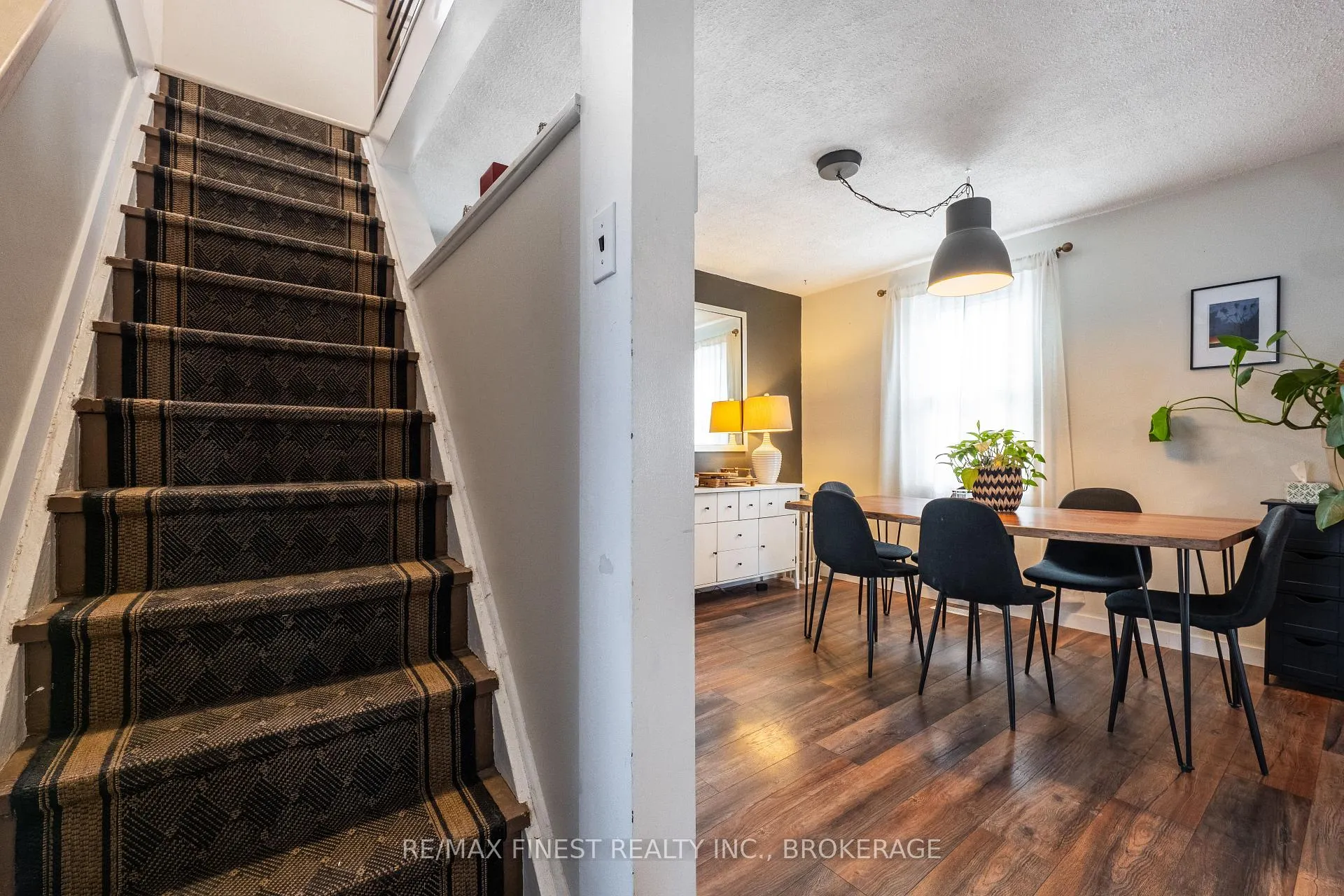 Photo 21 of 757 Victoria Street, Kingston, East of Sir John A. Blvd — HOMEH