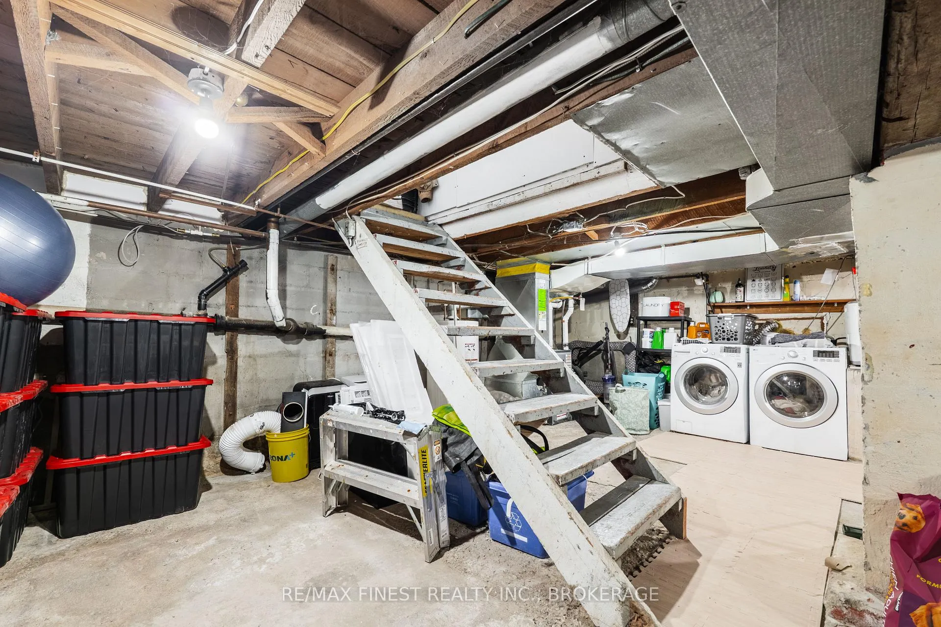 Photo 38 of 757 Victoria Street, Kingston, East of Sir John A. Blvd — HOMEH