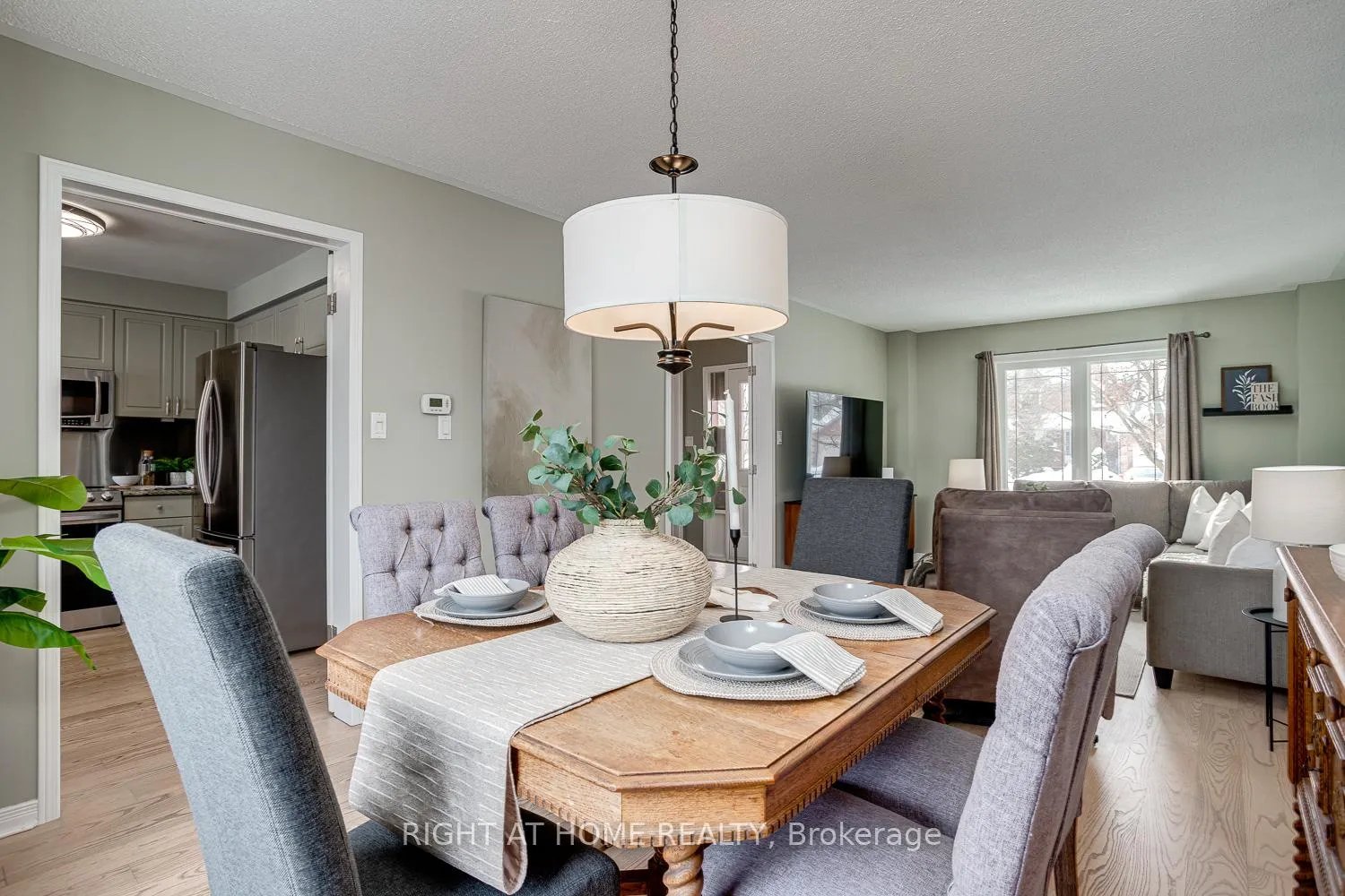 Photo 13 of 5 Turner Drive, Uxbridge — HOMEH