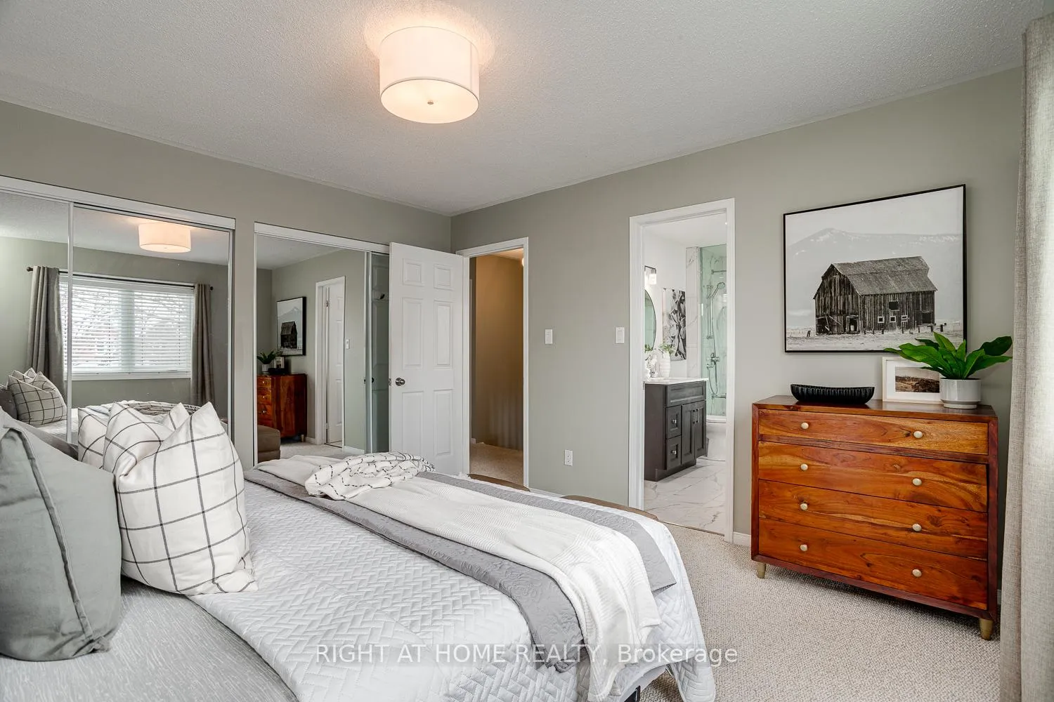 Photo 18 of 5 Turner Drive, Uxbridge — HOMEH
