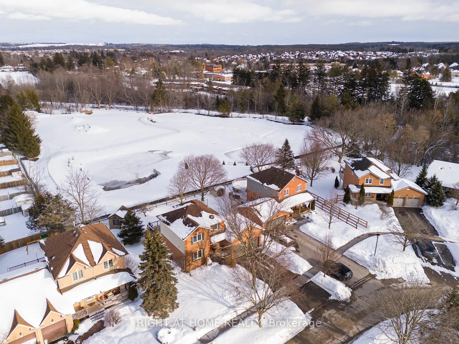 Photo 30 of 5 Turner Drive, Uxbridge — HOMEH