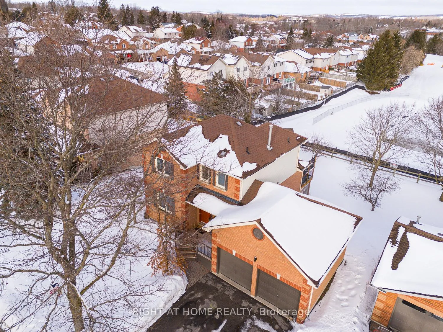Photo 33 of 5 Turner Drive, Uxbridge — HOMEH