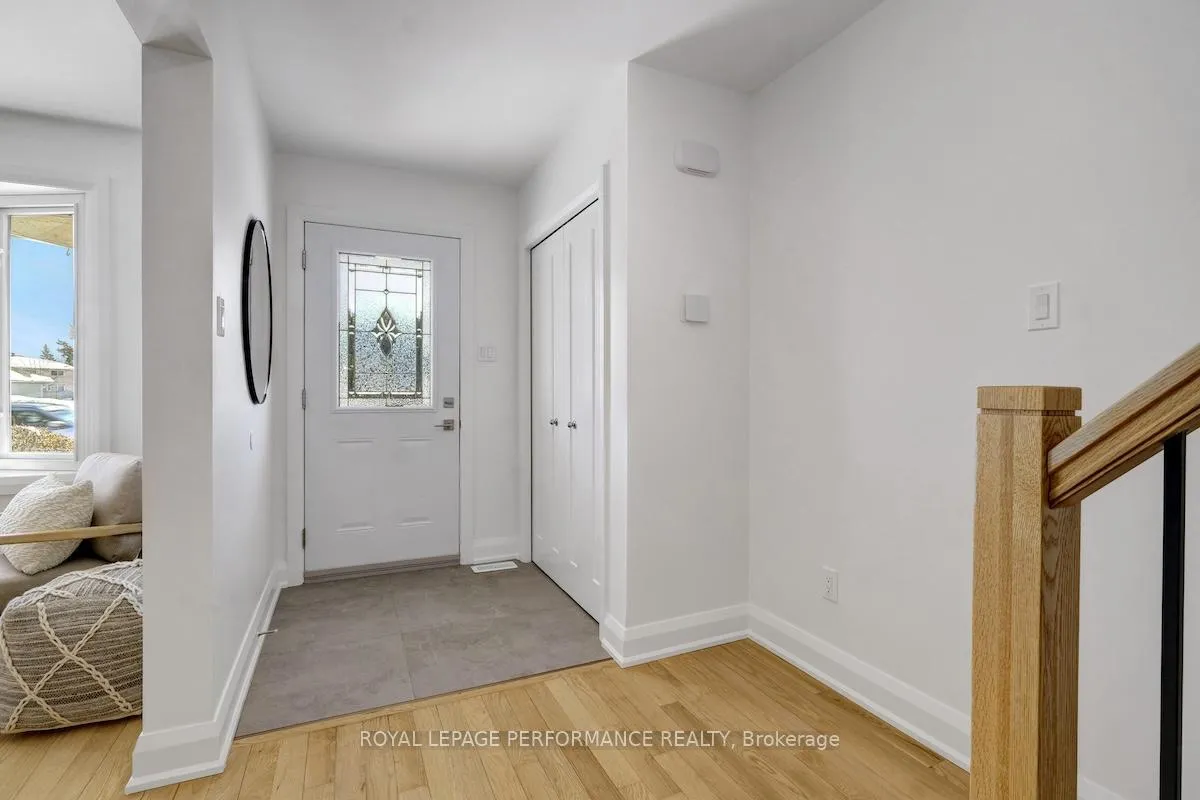 Photo 2 of 85 Craig Henry Drive, Ottawa, Craig Henry/Woodvale — HOMEH