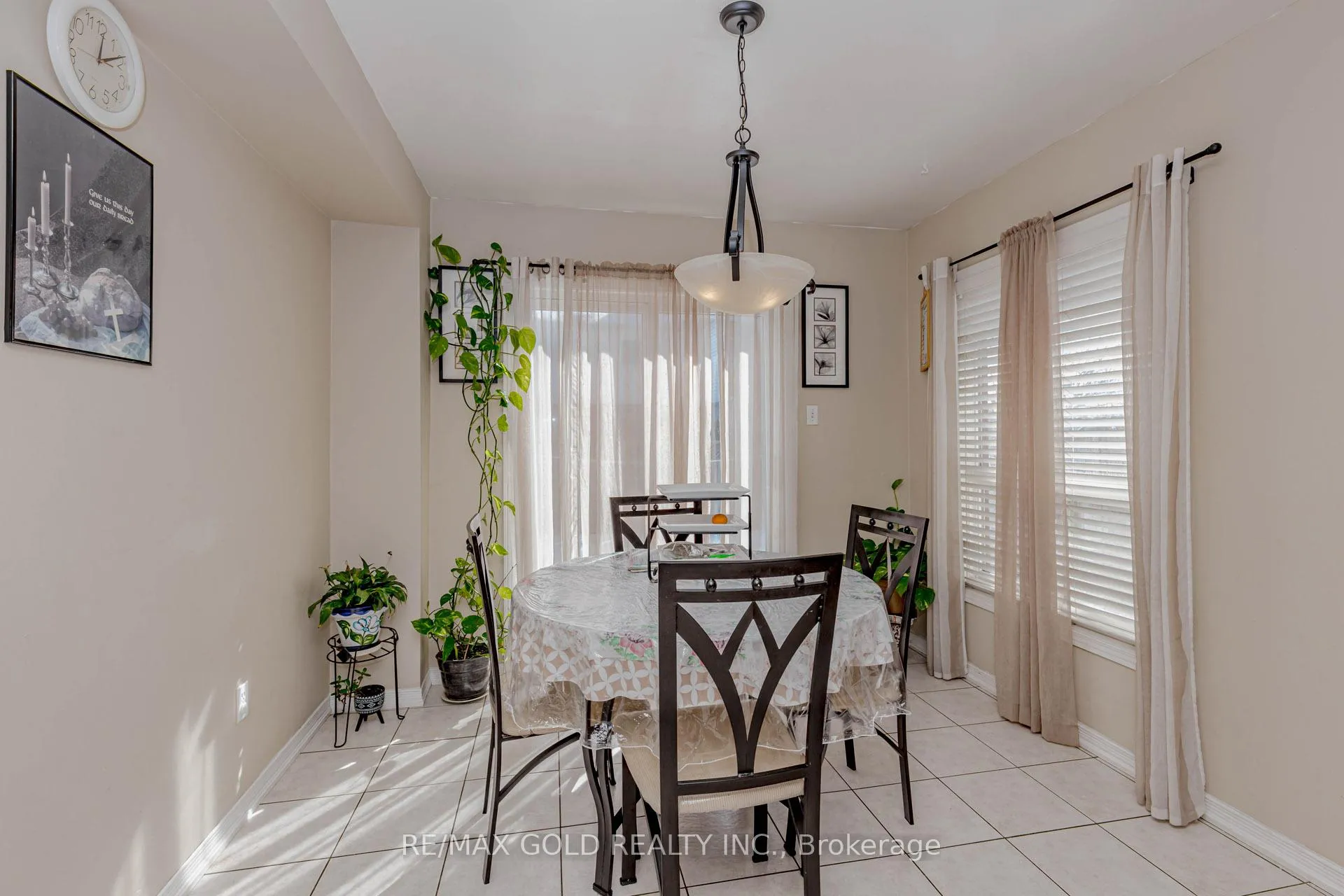 Photo 19 of 3 Monaco Court, Brampton, Fletcher's Meadow — HOMEH