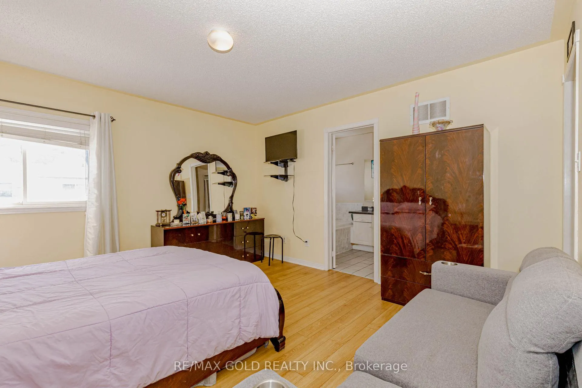Photo 26 of 3 Monaco Court, Brampton, Fletcher's Meadow — HOMEH