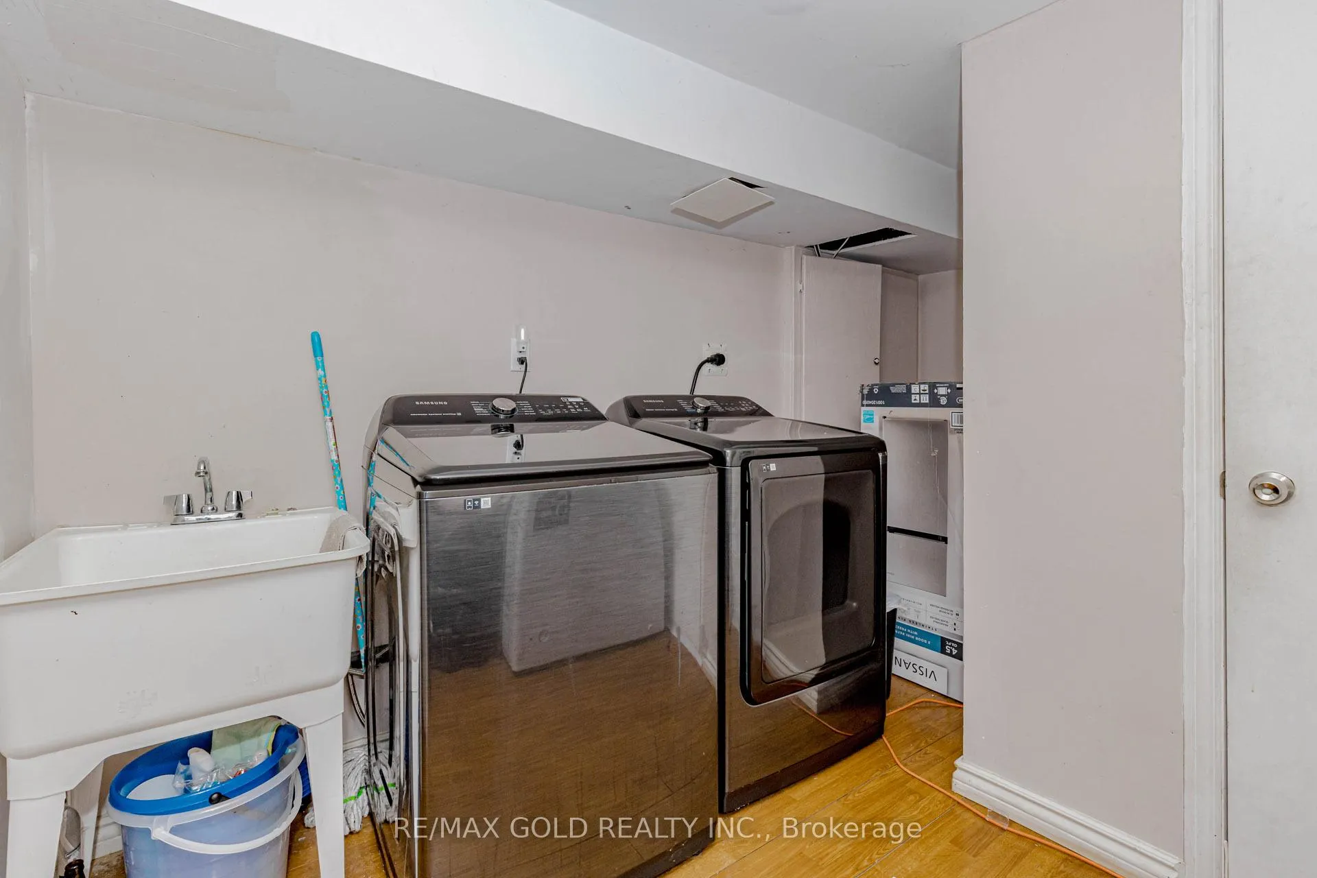 Photo 44 of 3 Monaco Court, Brampton, Fletcher's Meadow — HOMEH