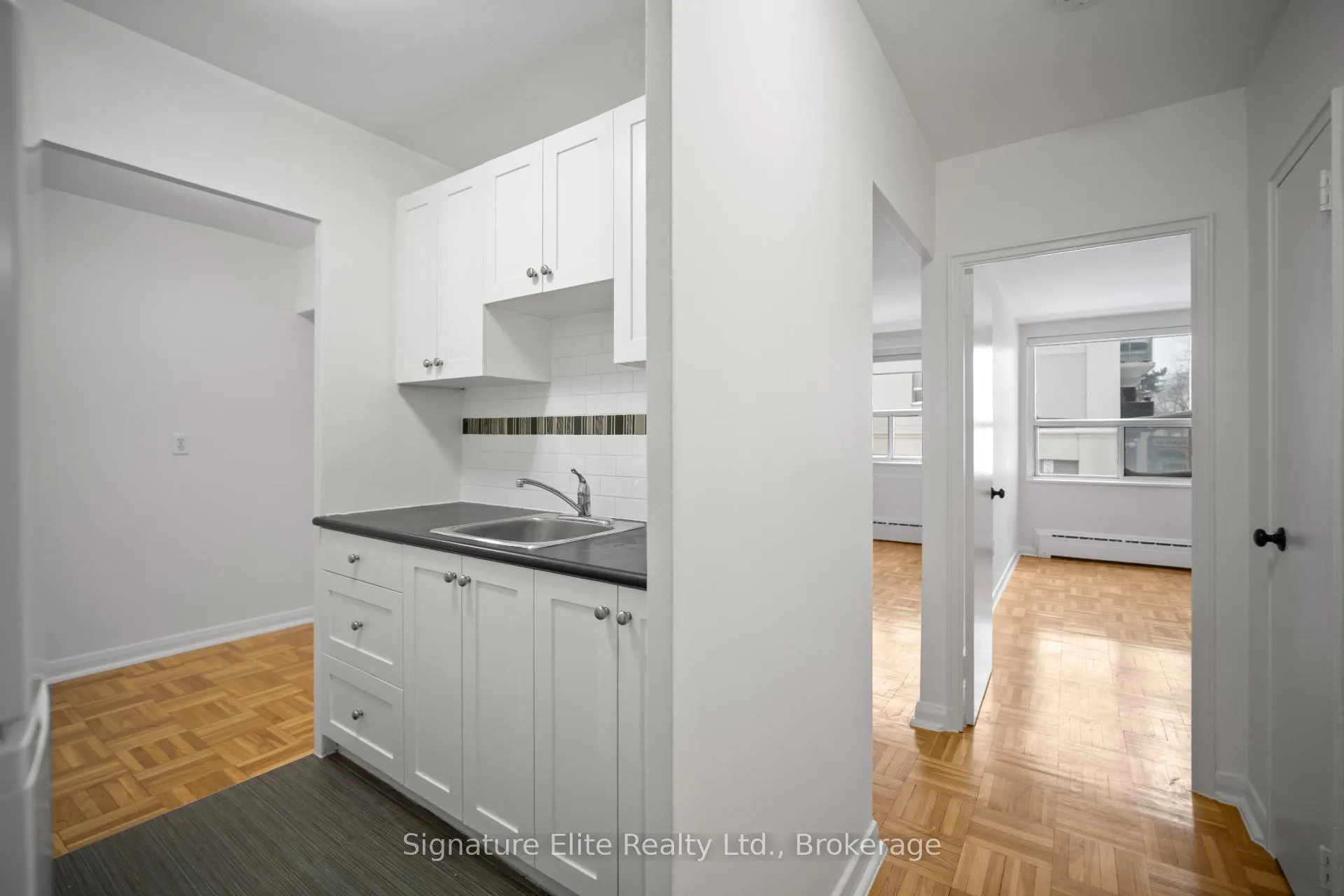 Photo 1 of Unit 206, 165 Balliol Street, Toronto, Mount Pleasant West — HOMEH