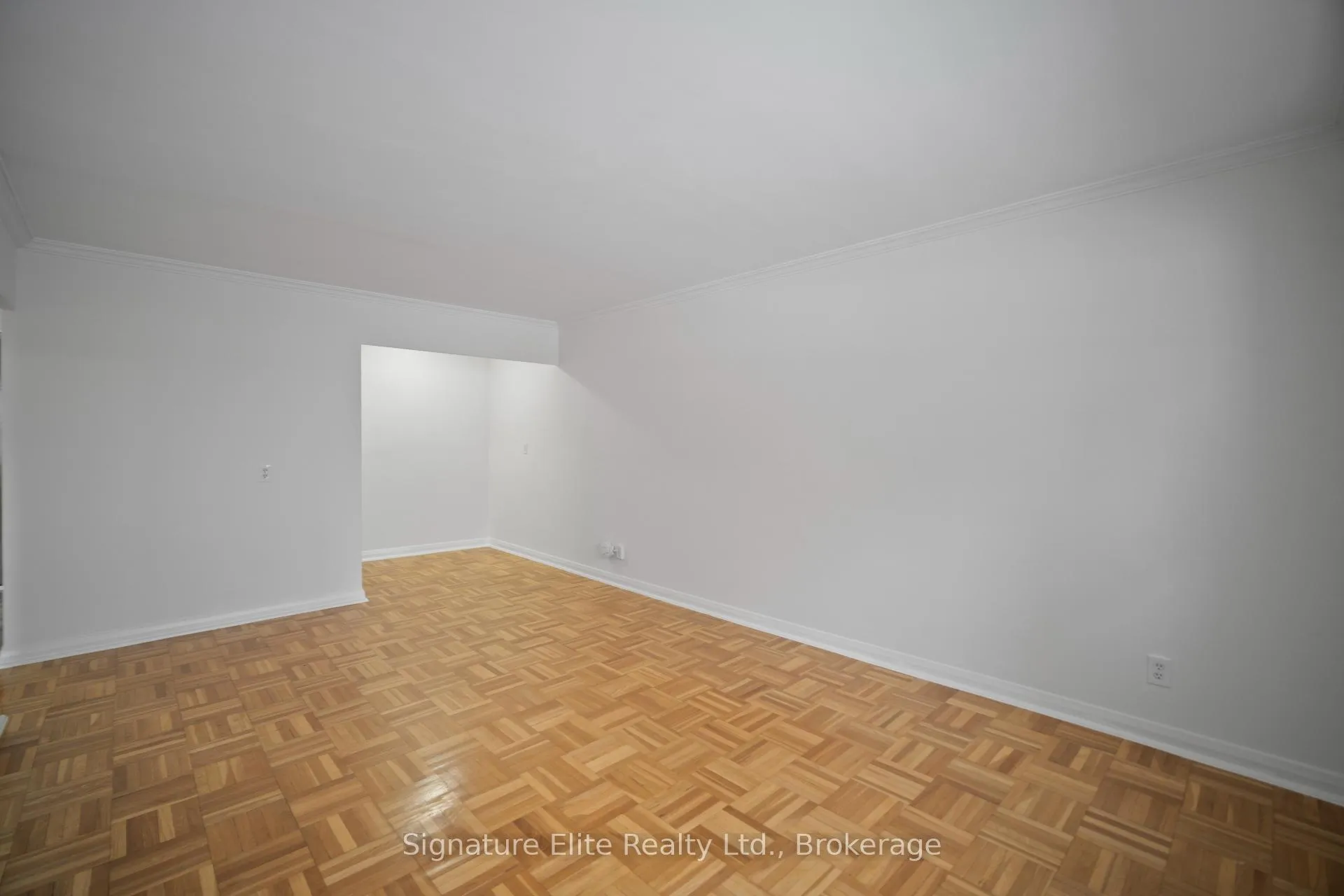 Photo 5 of Unit 206, 165 Balliol Street, Toronto, Mount Pleasant West — HOMEH