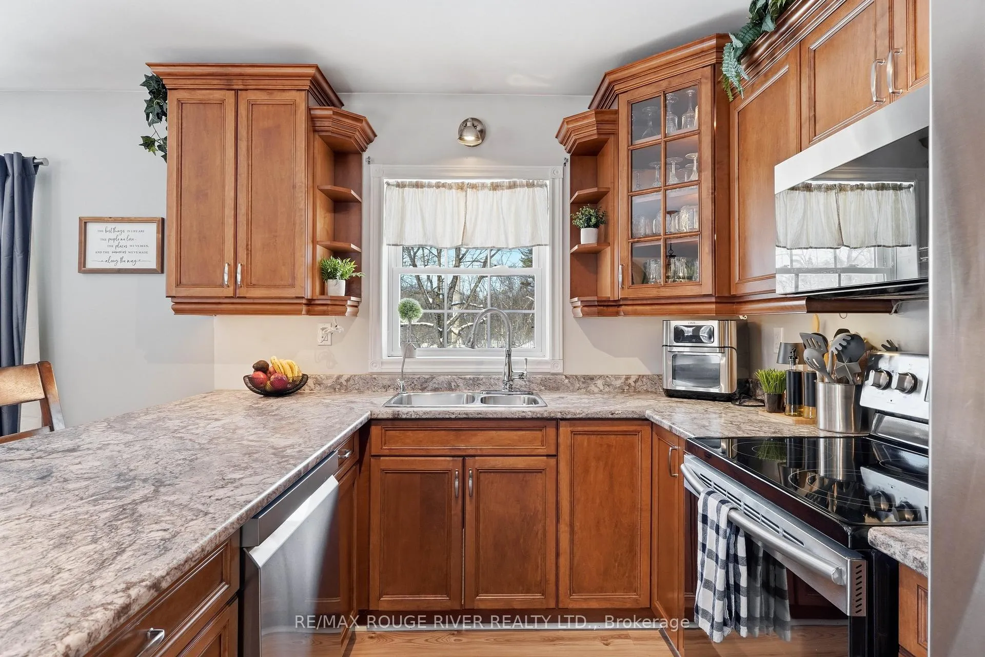 Photo 11 of 1262 Quin-Mo-Lac Road, Tweed, Hungerford (Twp) — HOMEH