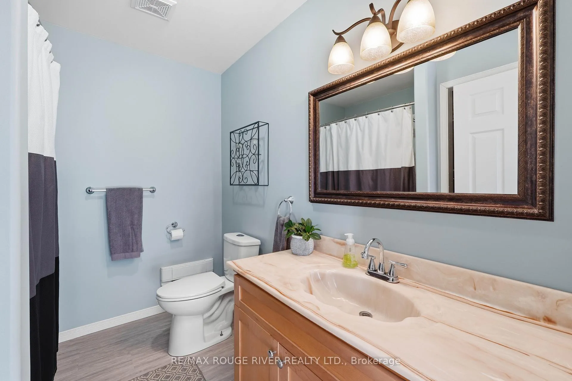 Photo 15 of 1262 Quin-Mo-Lac Road, Tweed, Hungerford (Twp) — HOMEH