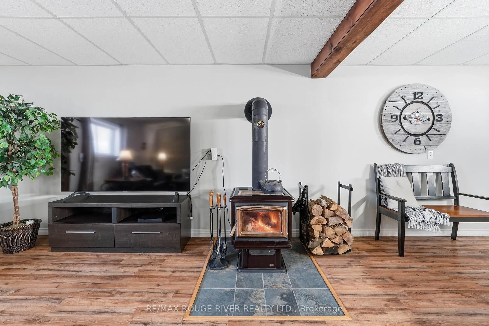 Photo 27 of 1262 Quin-Mo-Lac Road, Tweed, Hungerford (Twp) — HOMEH