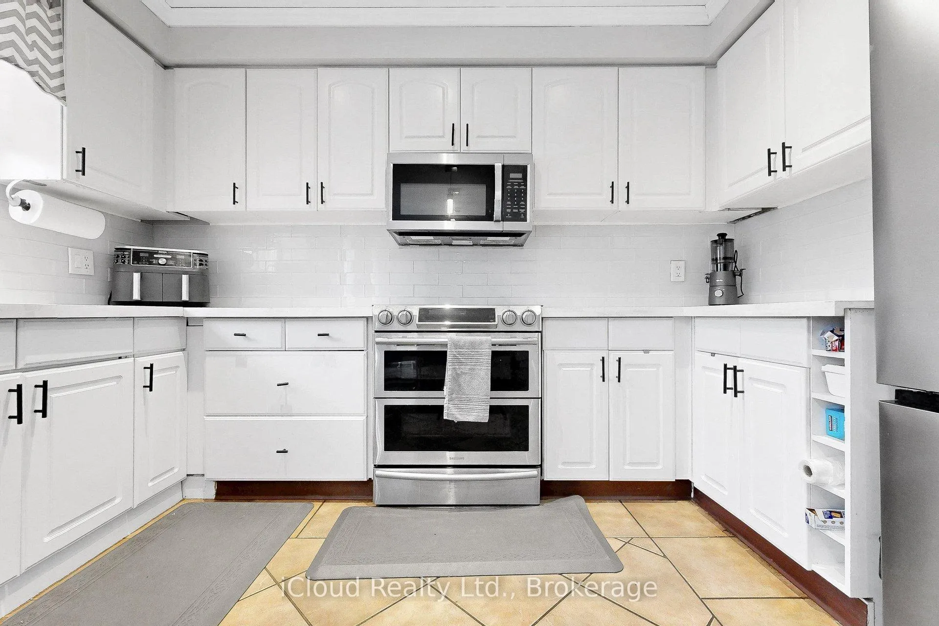 Photo 13 of 55 Wilce Drive, Ajax, Central West — HOMEH