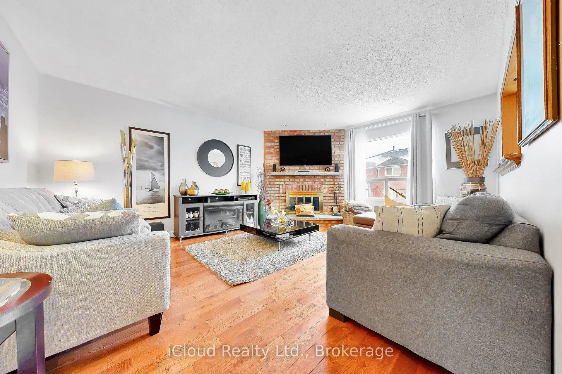 Photo 16 of 55 Wilce Drive, Ajax, Central West — HOMEH