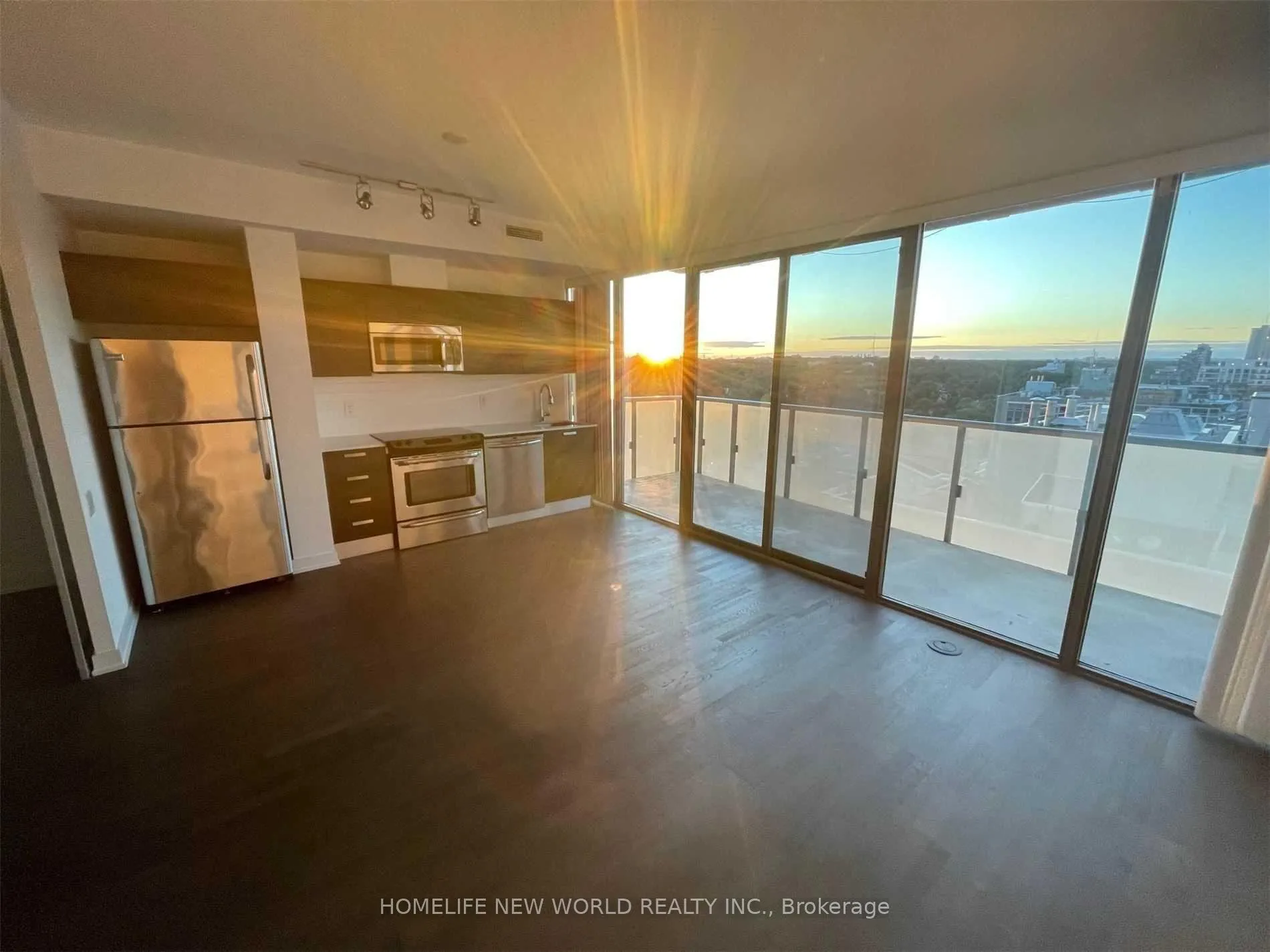 Photo 2 of Unit 1505, 1815 Yonge Street, Toronto, Mount Pleasant West — HOMEH