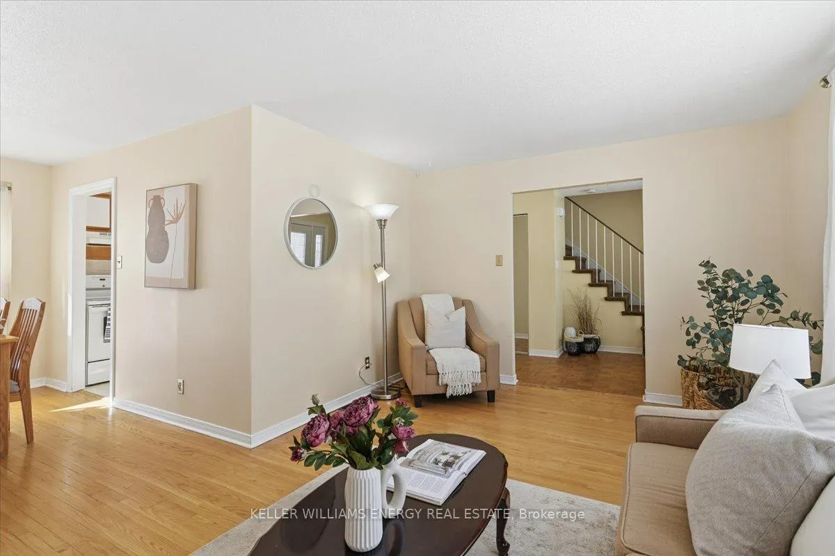 Photo 8 of 886 Antonio Street, Pickering, Bay Ridges — HOMEH